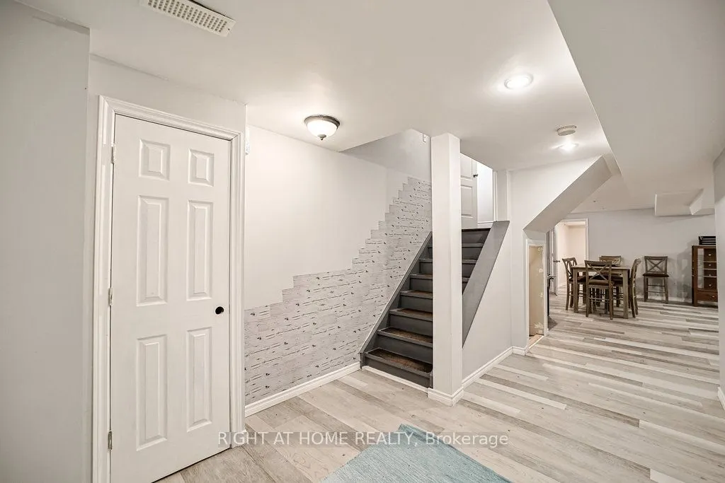 176 Cooke Crescent