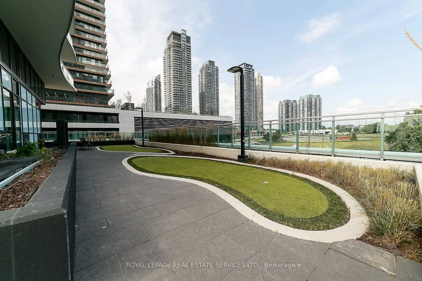 33 Shore Breeze Drive, #2506