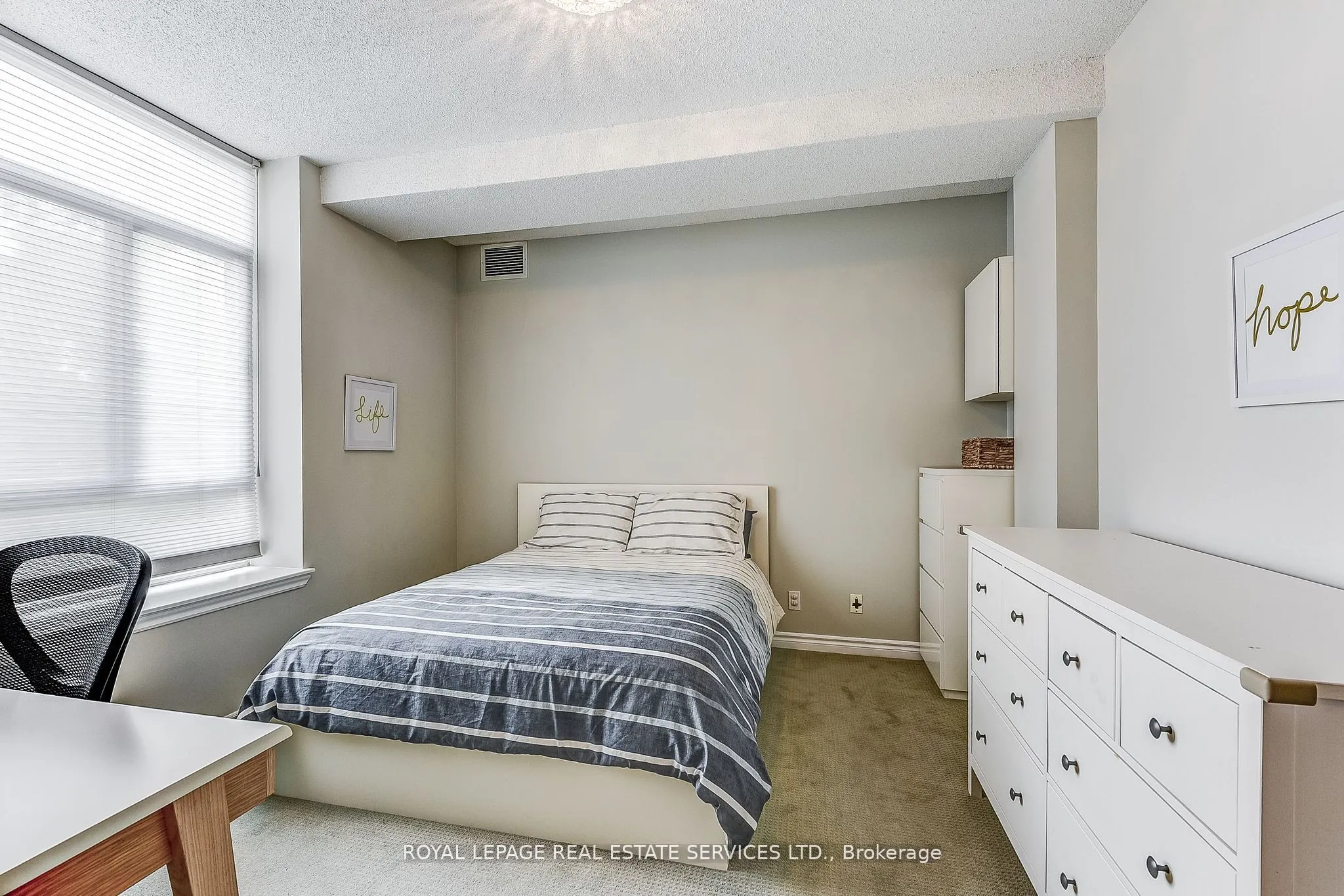 935 Royal York Road SE, #208