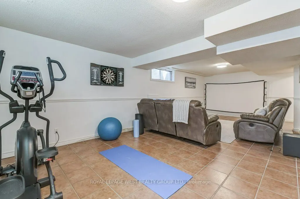 41 Vancho Crescent