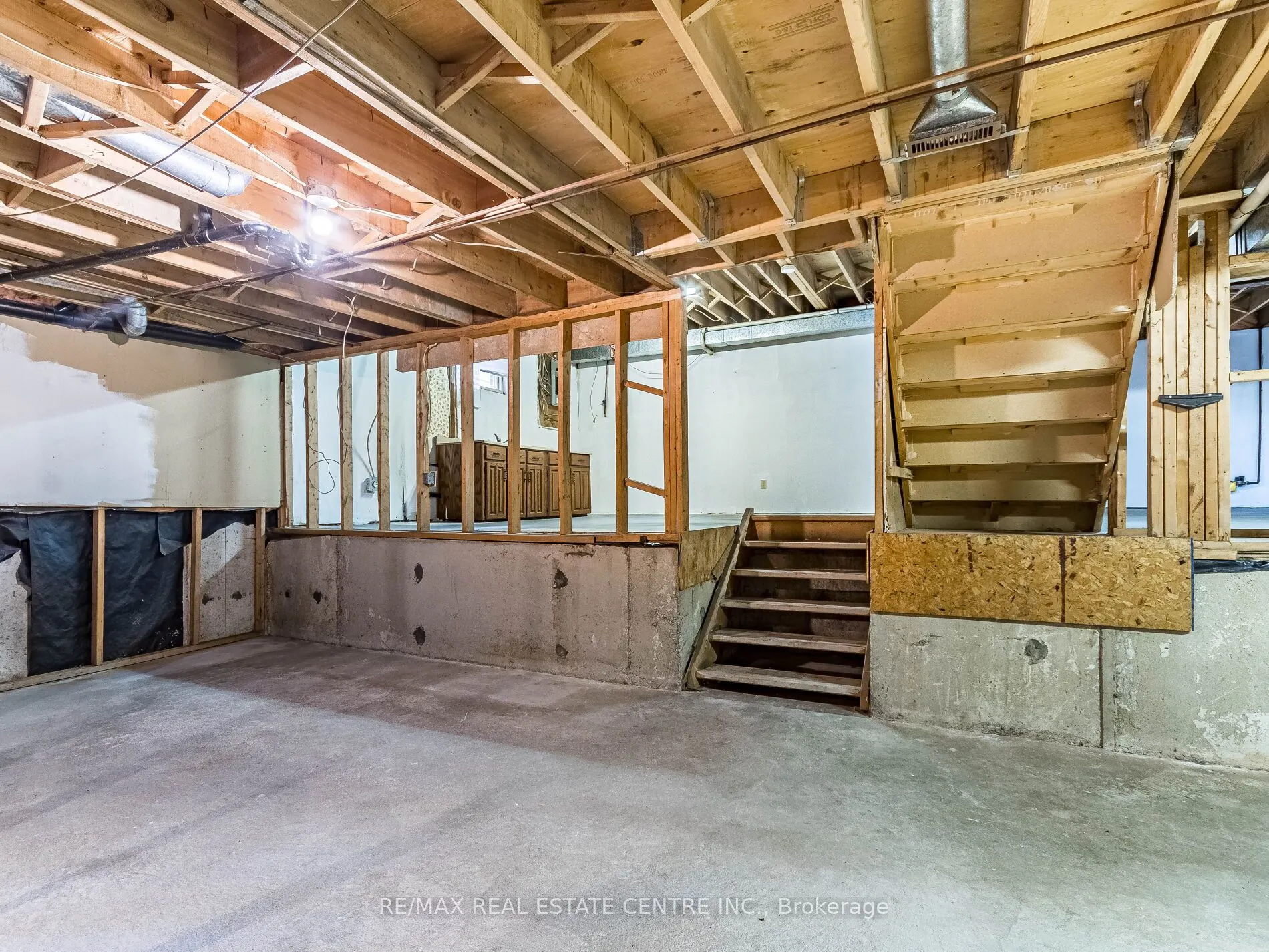 3137 Sunnyhill Drive