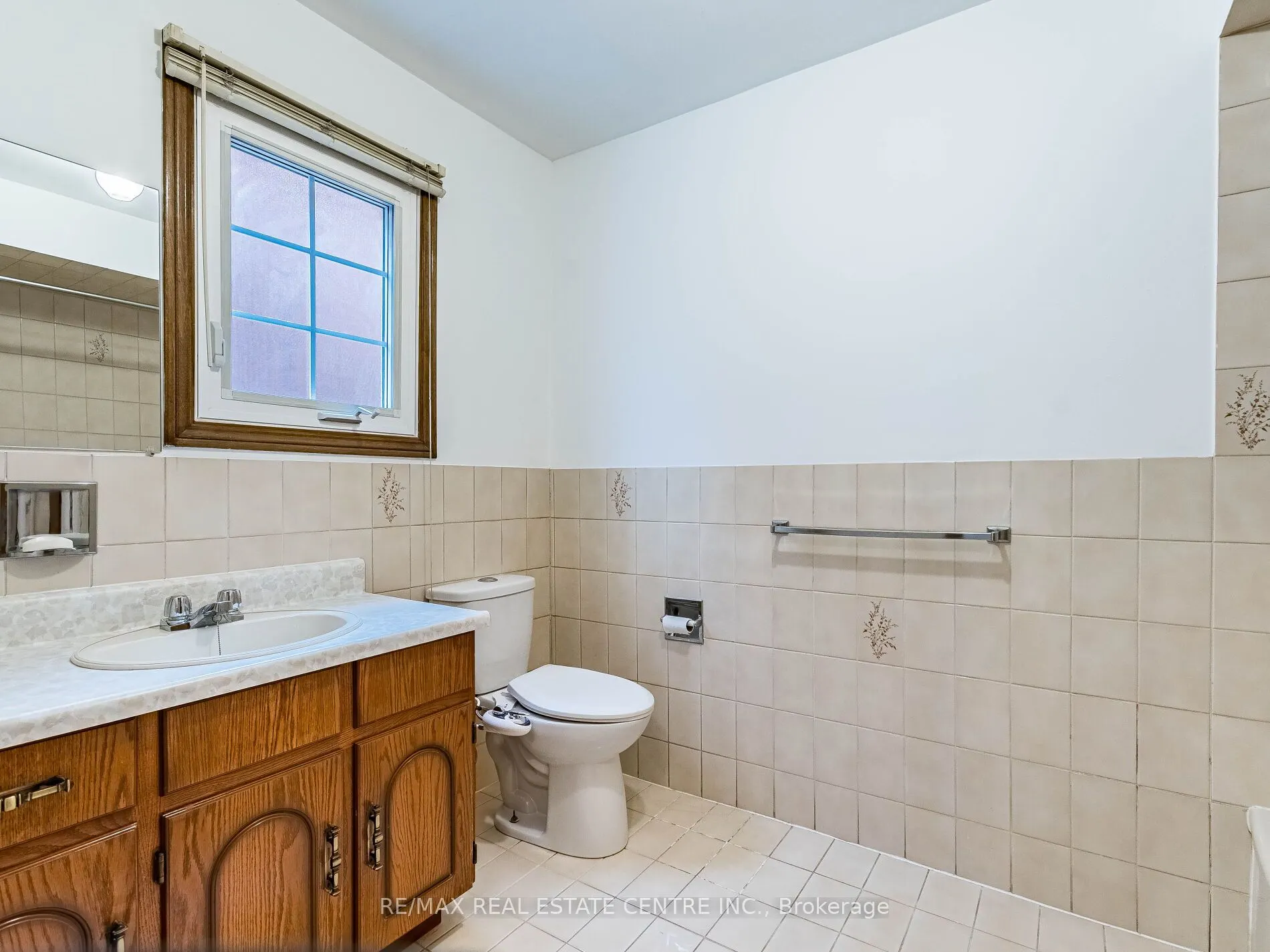 3137 Sunnyhill Drive