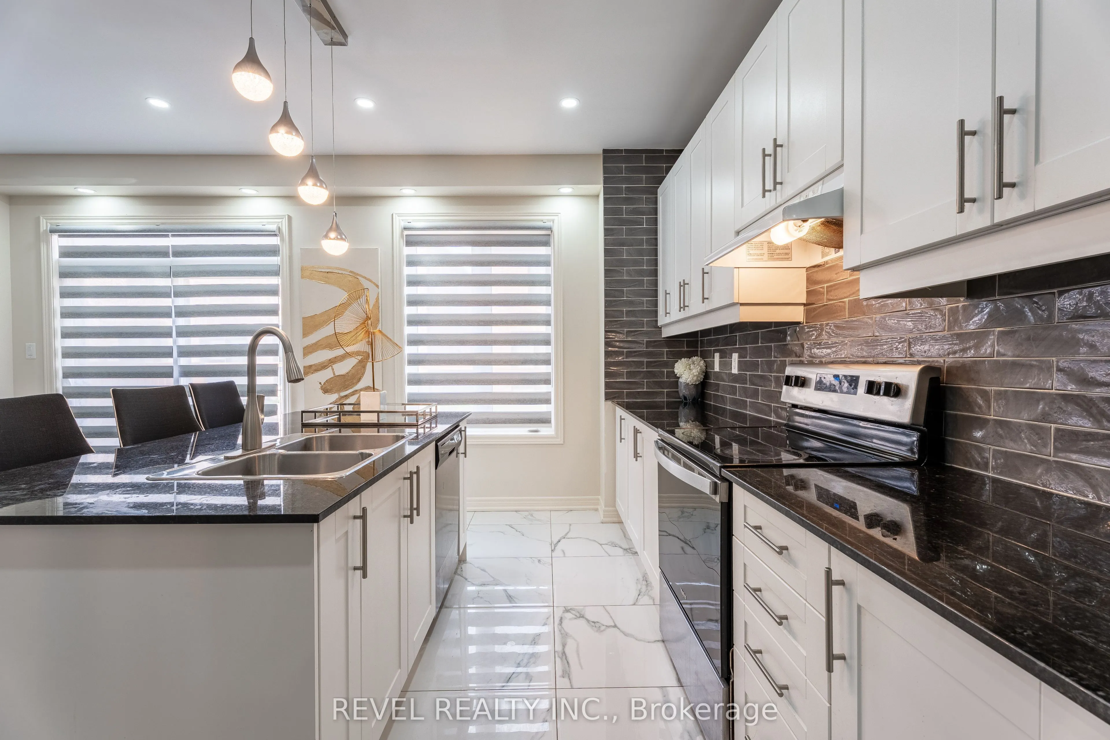 555 Veterans Drive