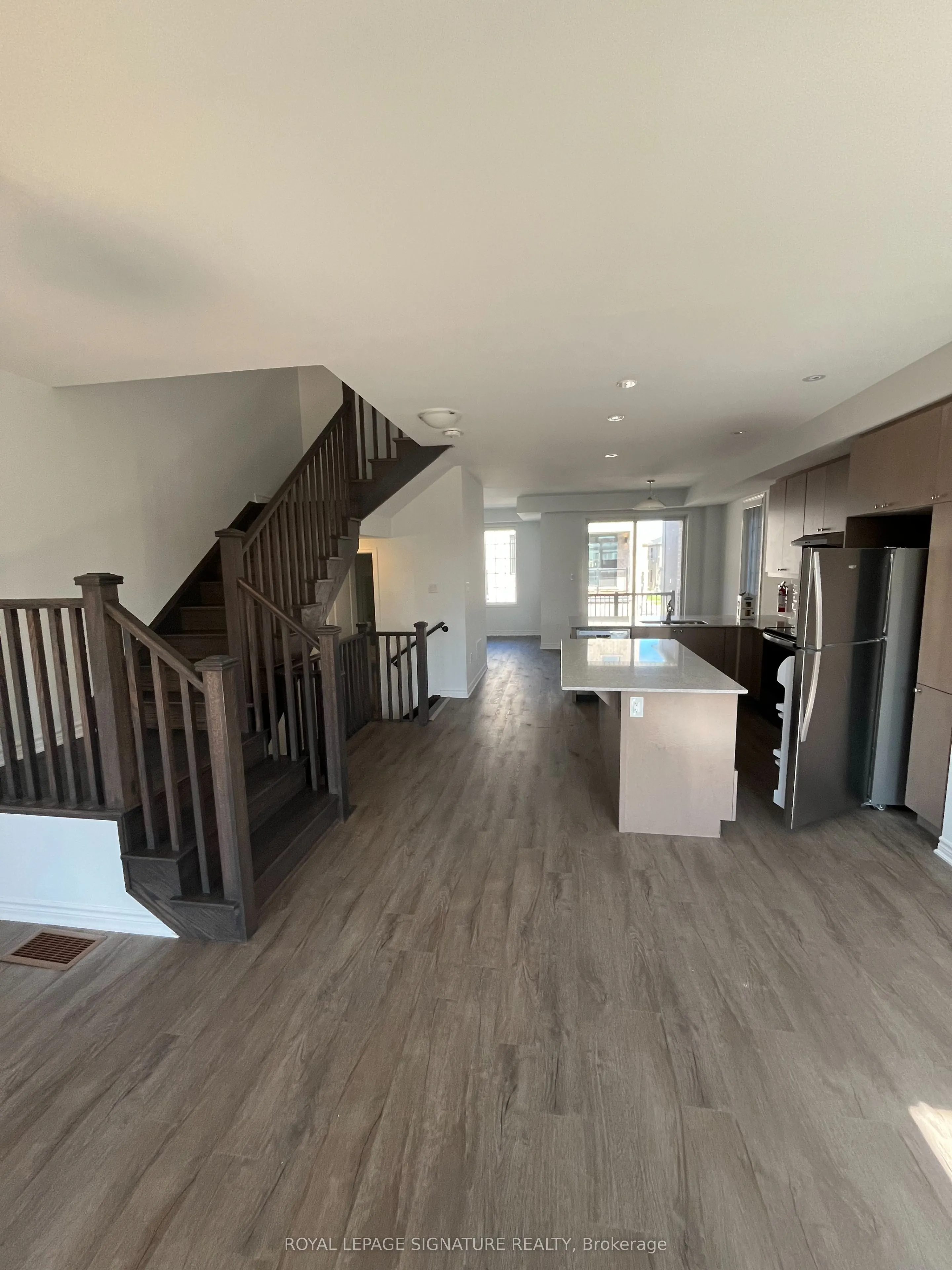 1259 Lily Crescent, #10