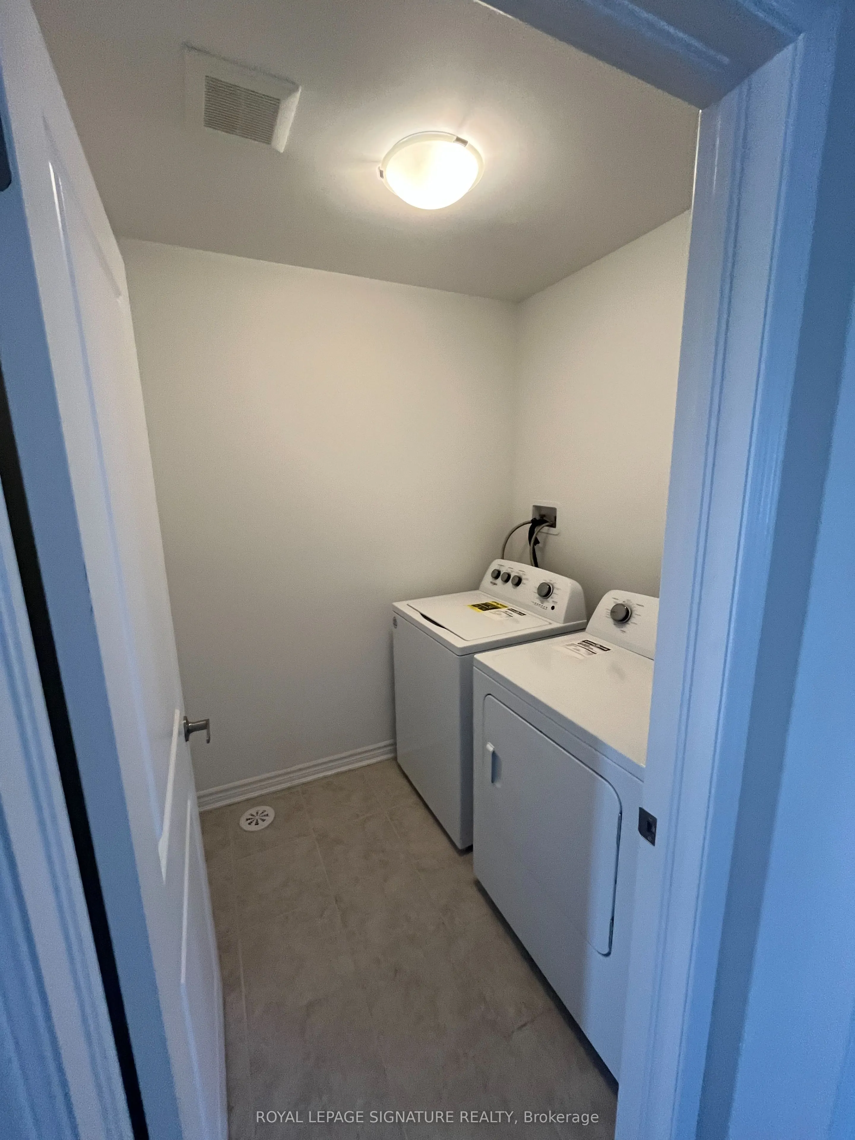 1259 Lily Crescent, #10