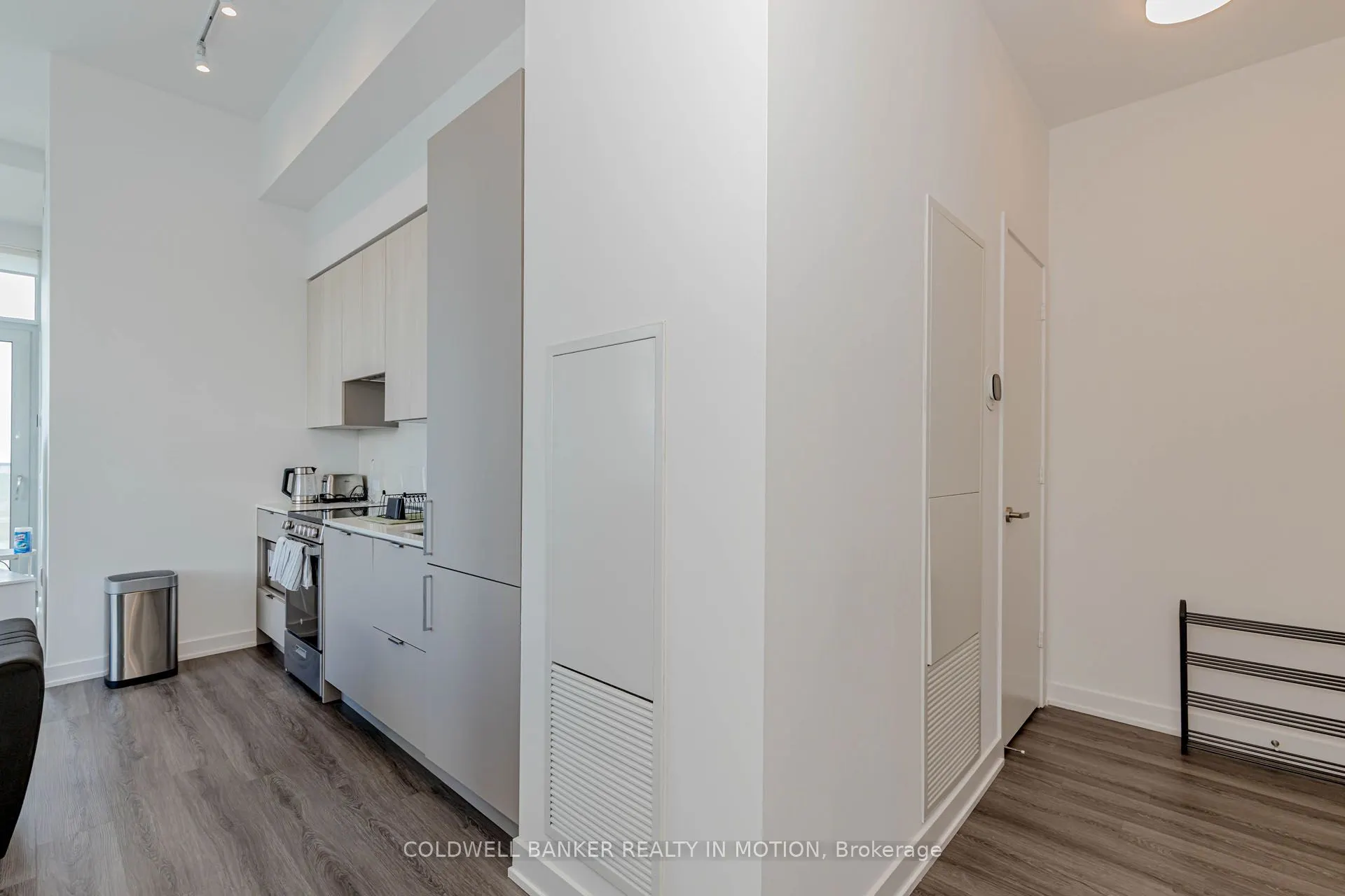 3883 Quartz Road, #2503