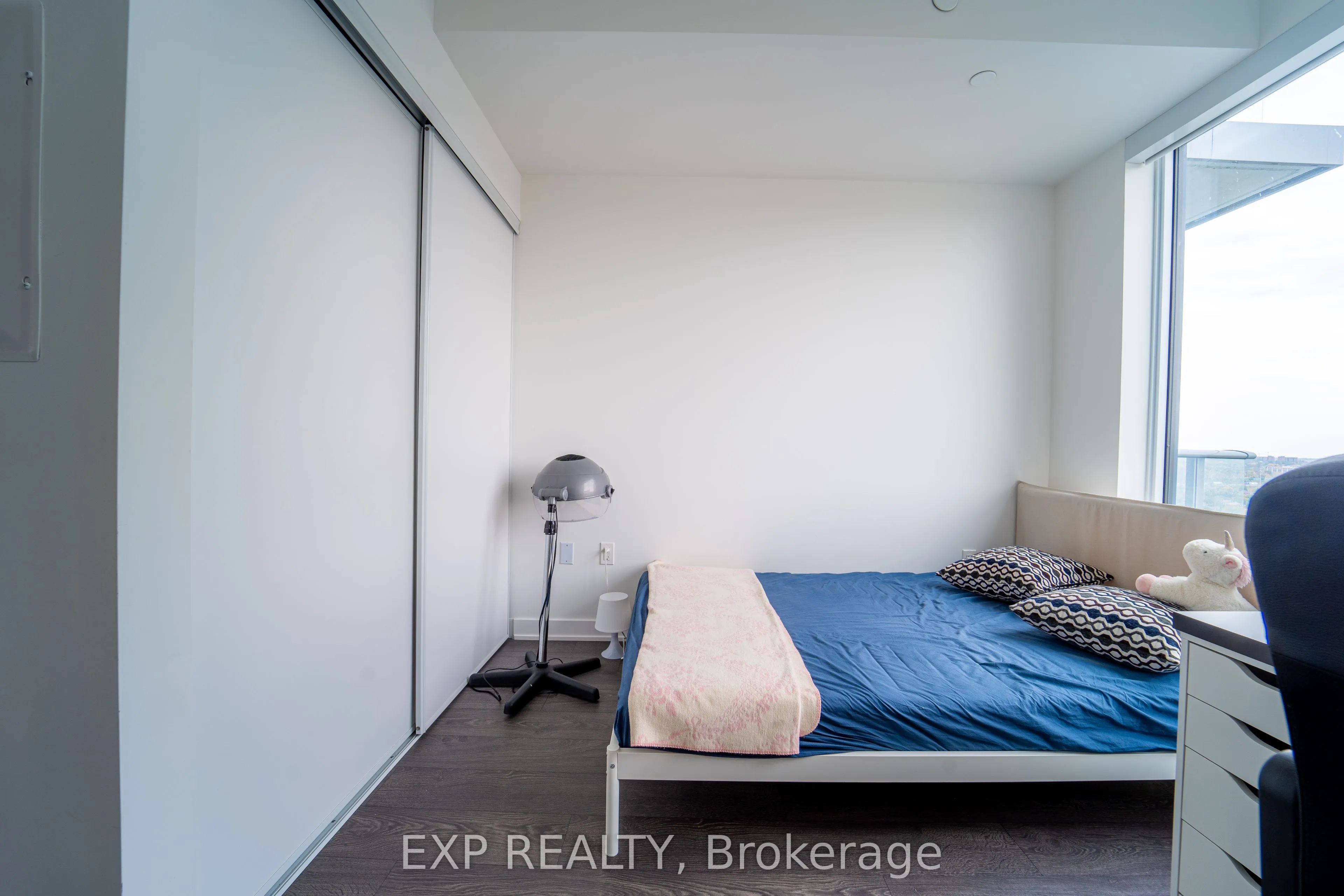 4675 metcalfe Avenue, #1807