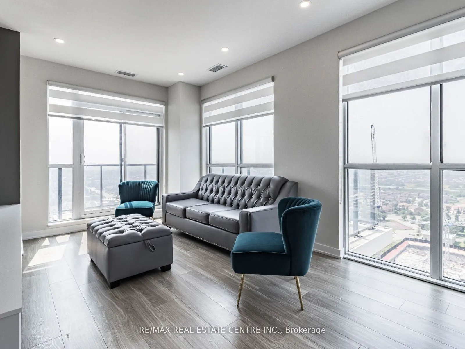 4085 PARKSIDE VILLAGE Drive, #2302