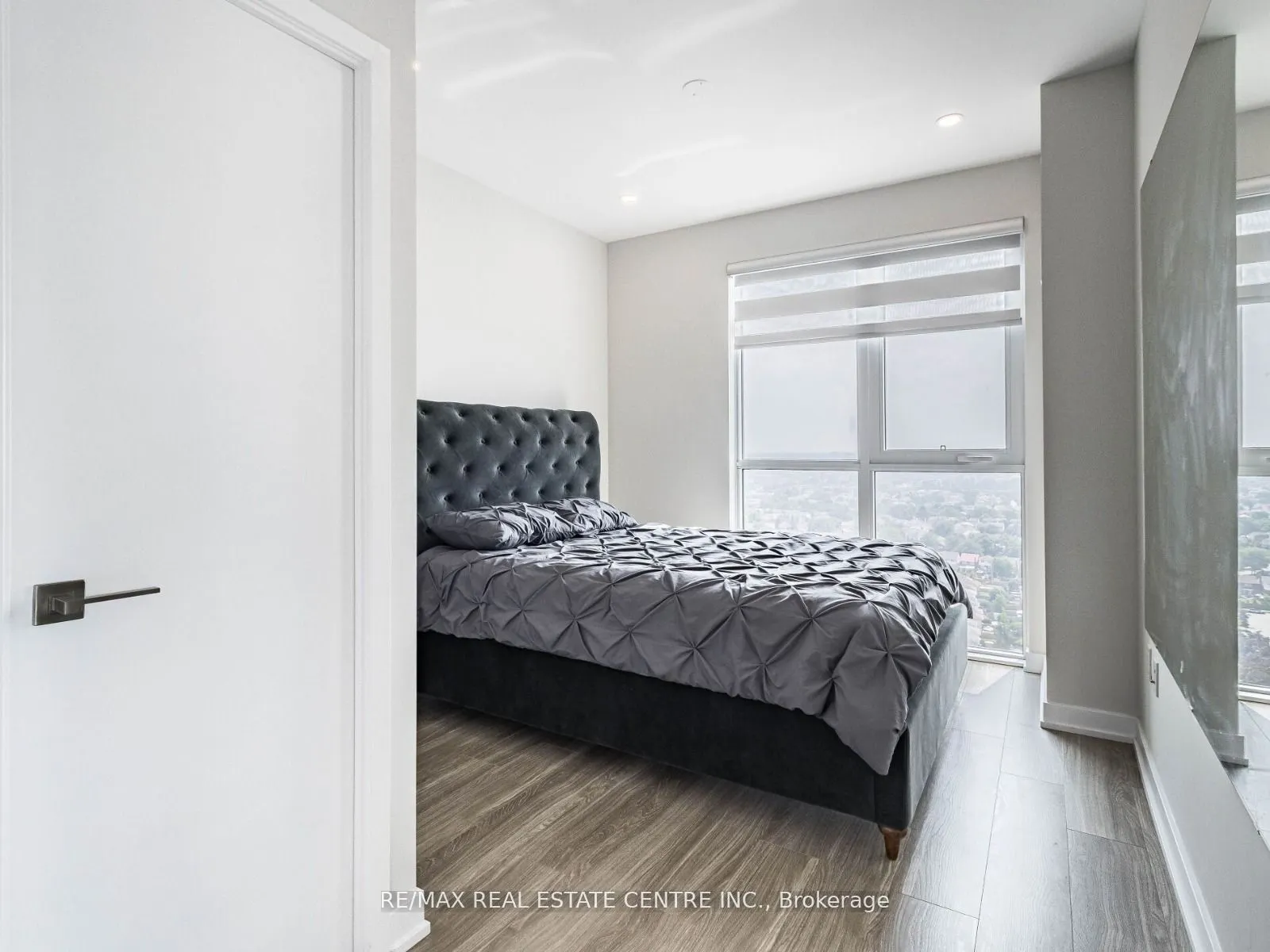 4085 PARKSIDE VILLAGE Drive, #2302