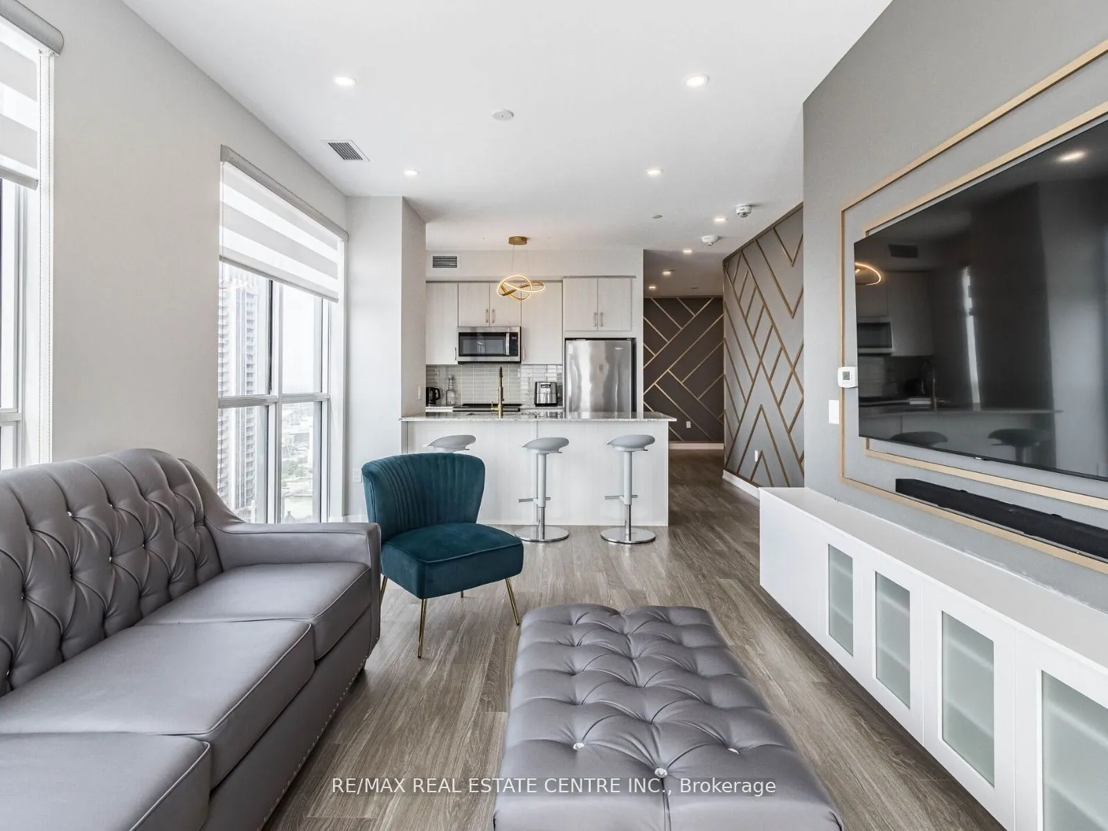4085 PARKSIDE VILLAGE Drive, #2302