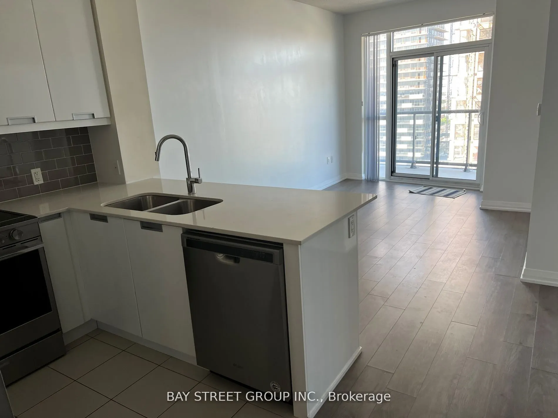 35 Watergarden Drive, #1612