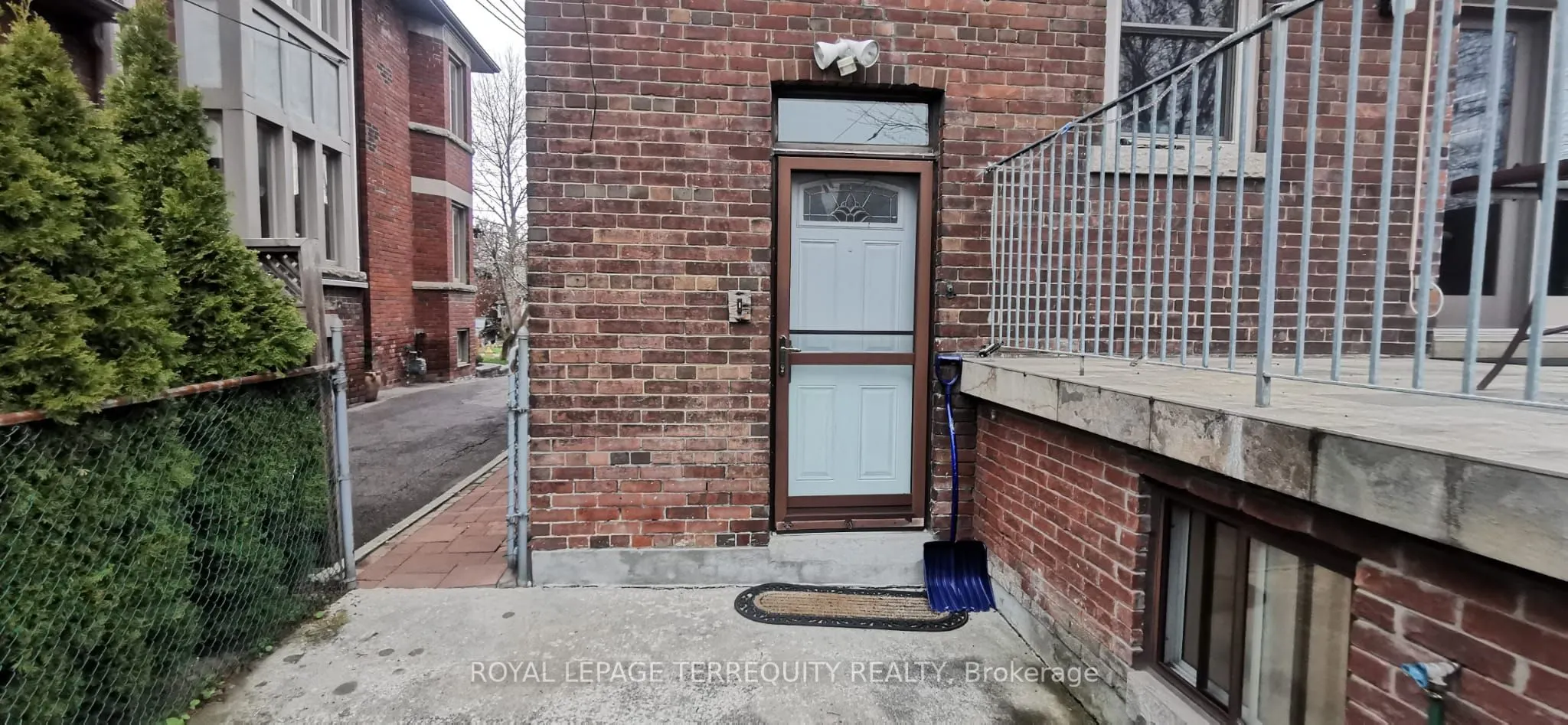 10 Northcliffe Boulevard, #Basement