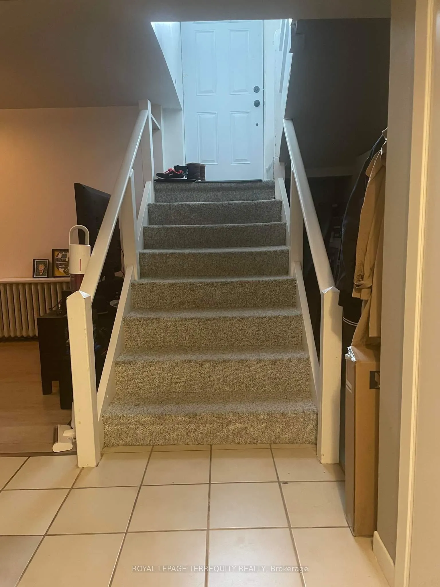 10 Northcliffe Boulevard, #Basement