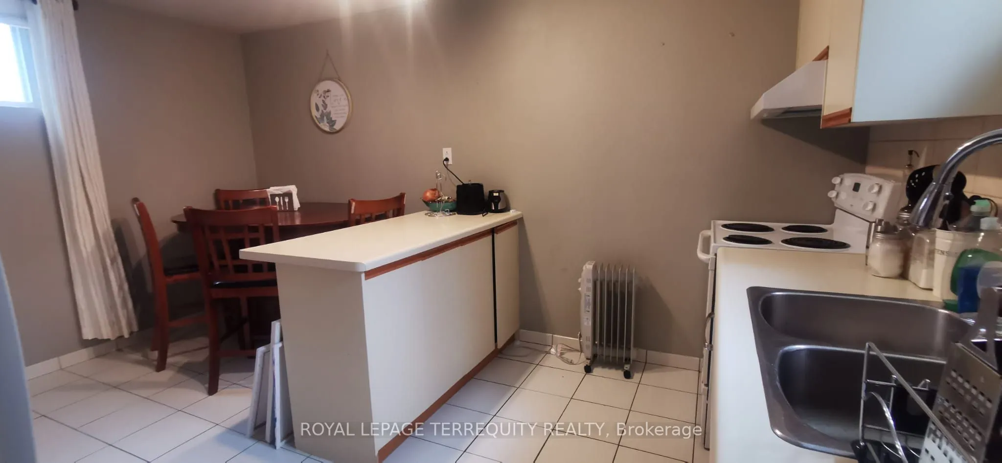 10 Northcliffe Boulevard, #Basement