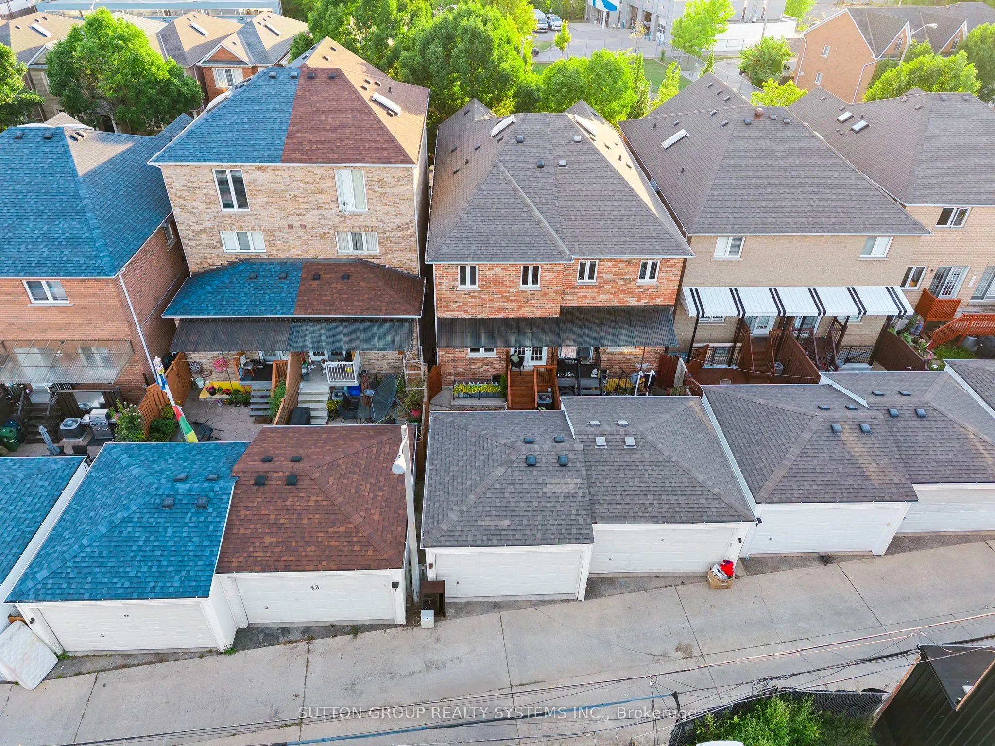 45 Algarve Crescent