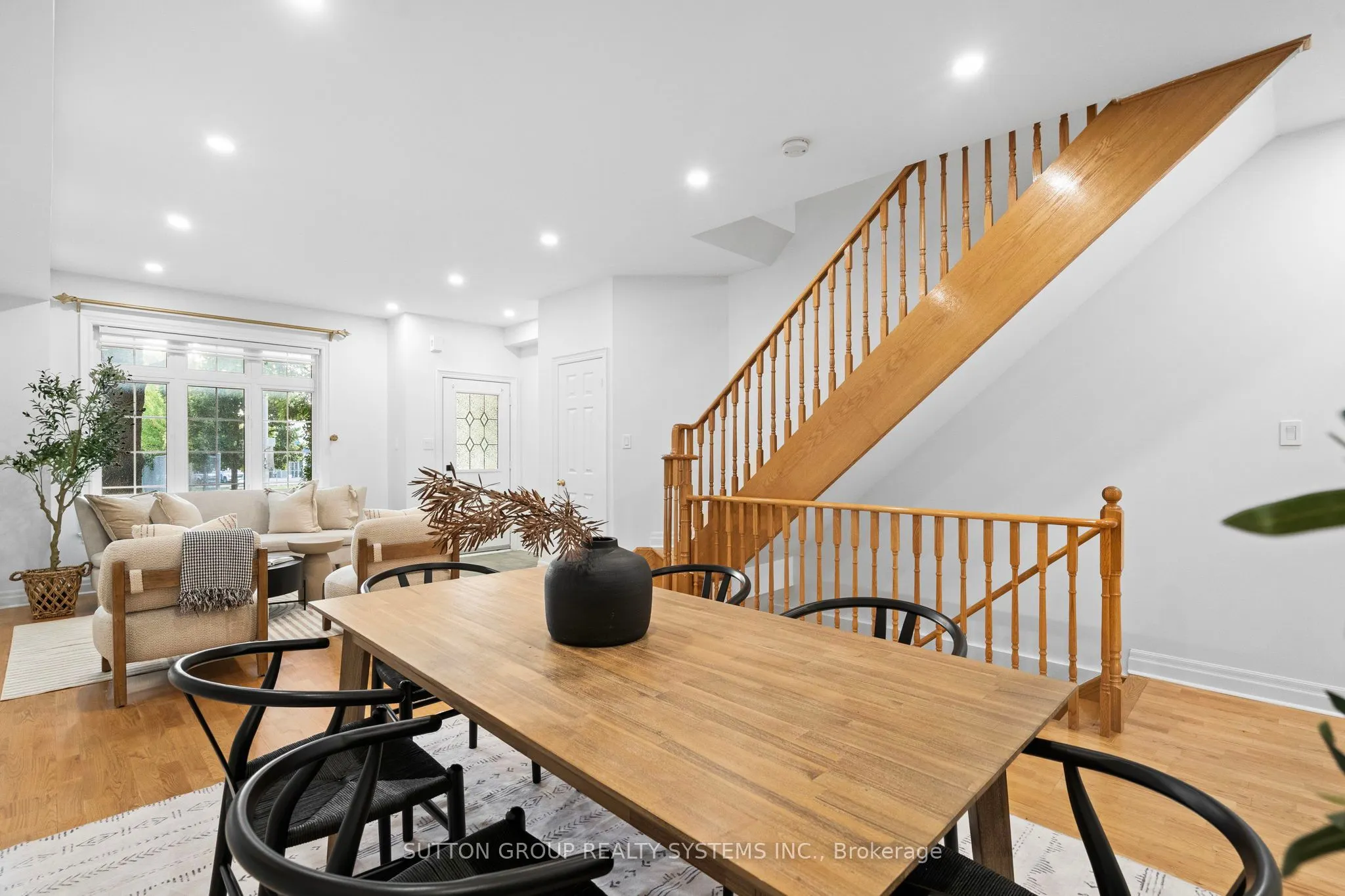 45 Algarve Crescent
