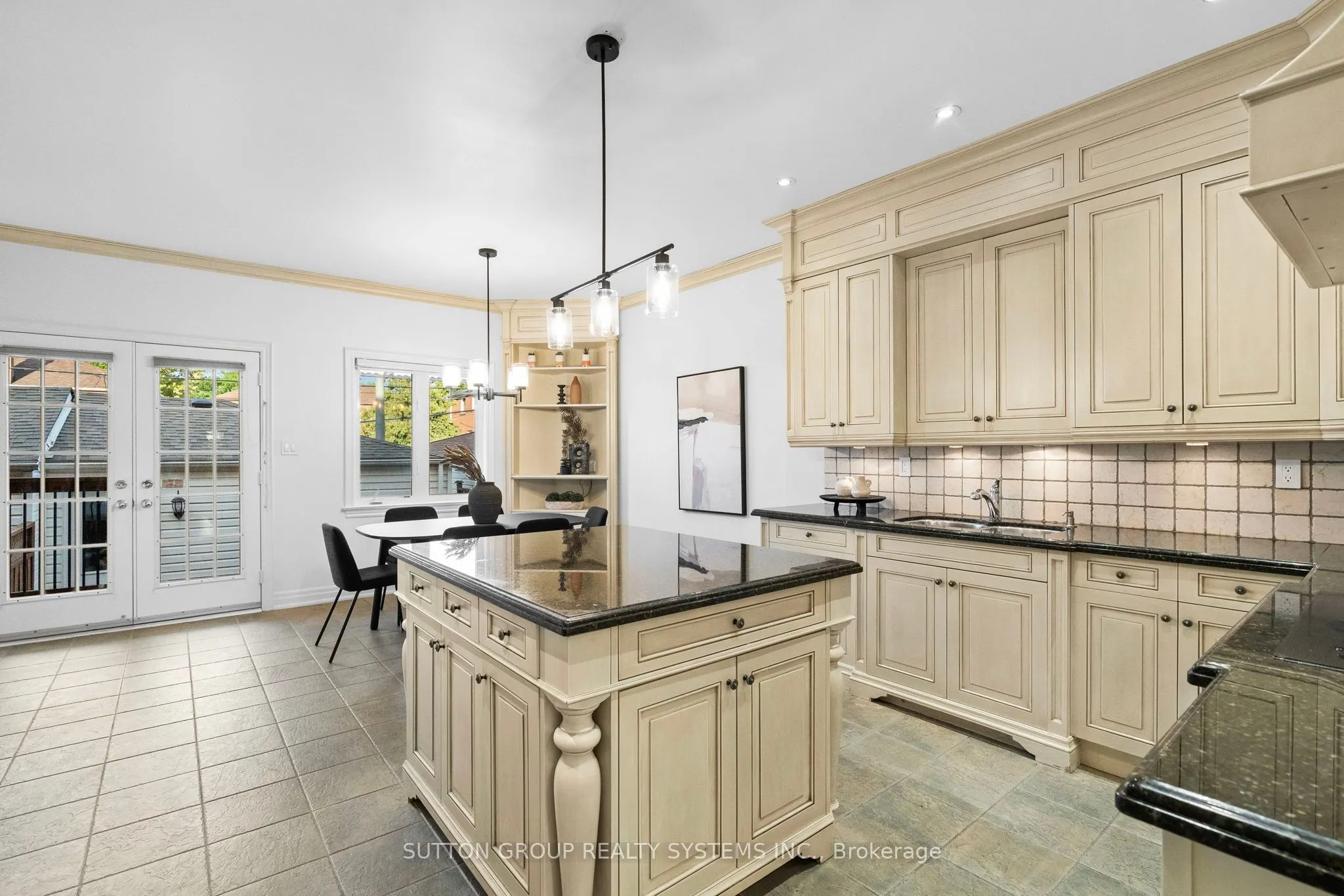 45 Algarve Crescent