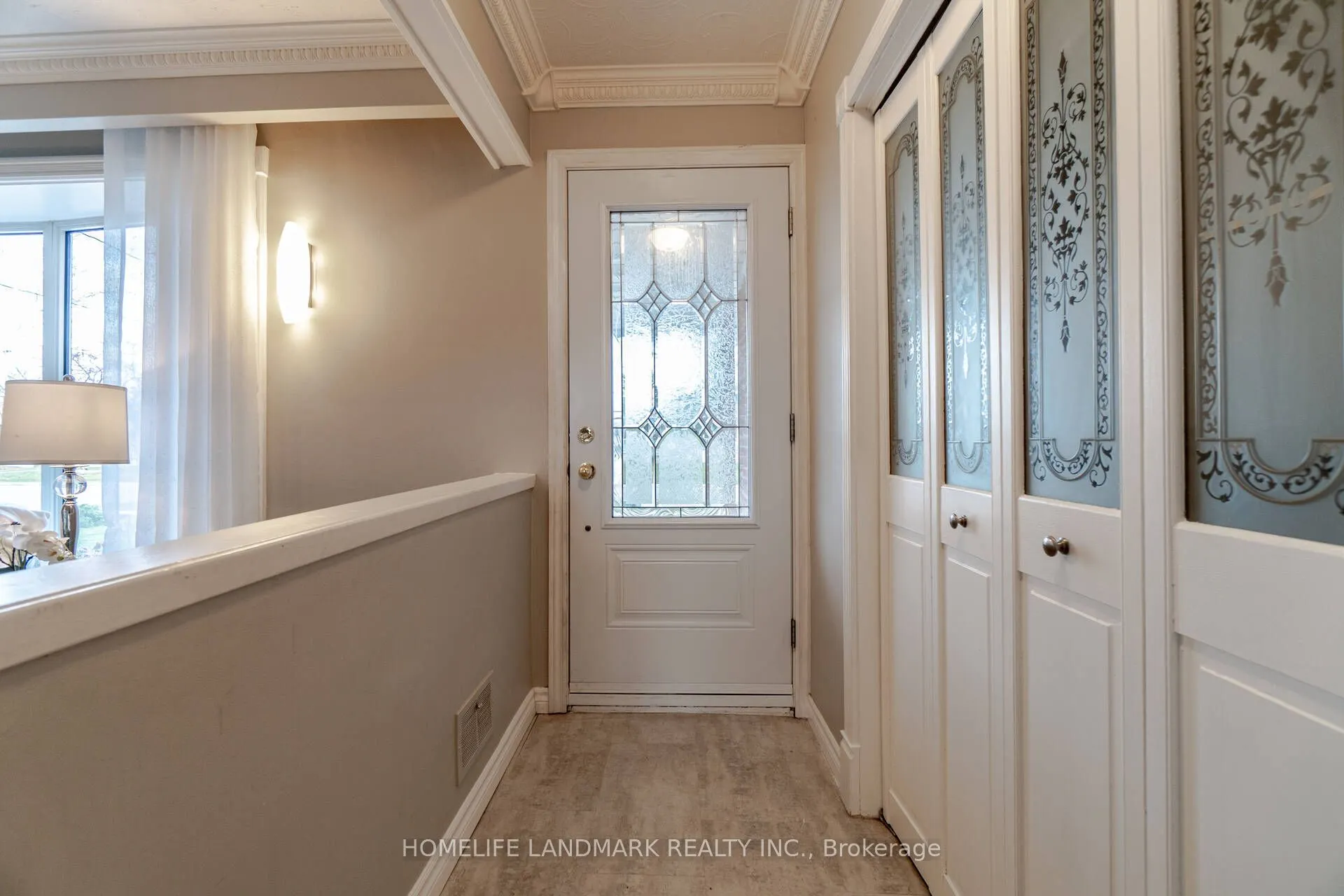 640 Netherton Crescent, #Upper
