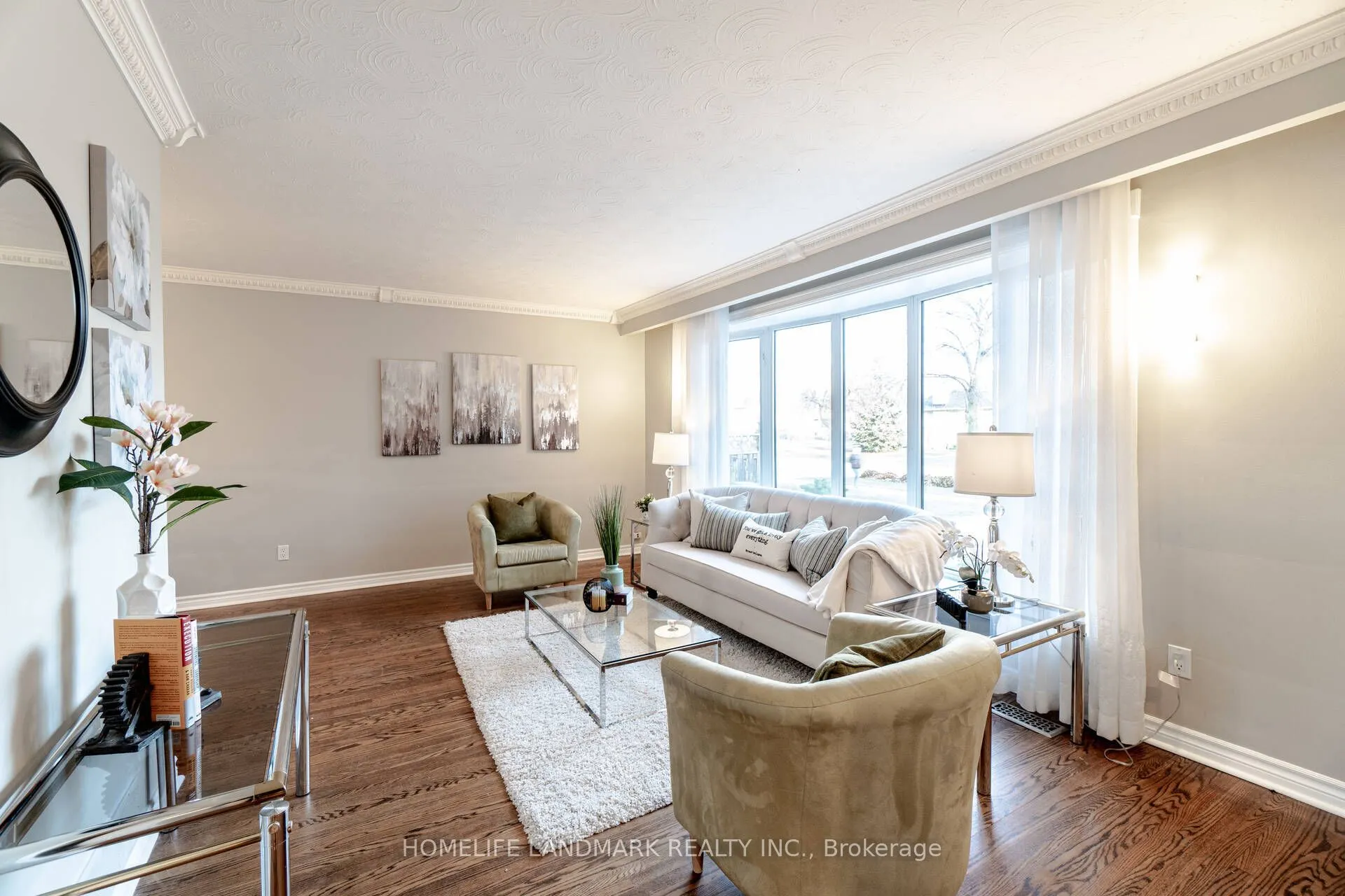 640 Netherton Crescent, #Upper