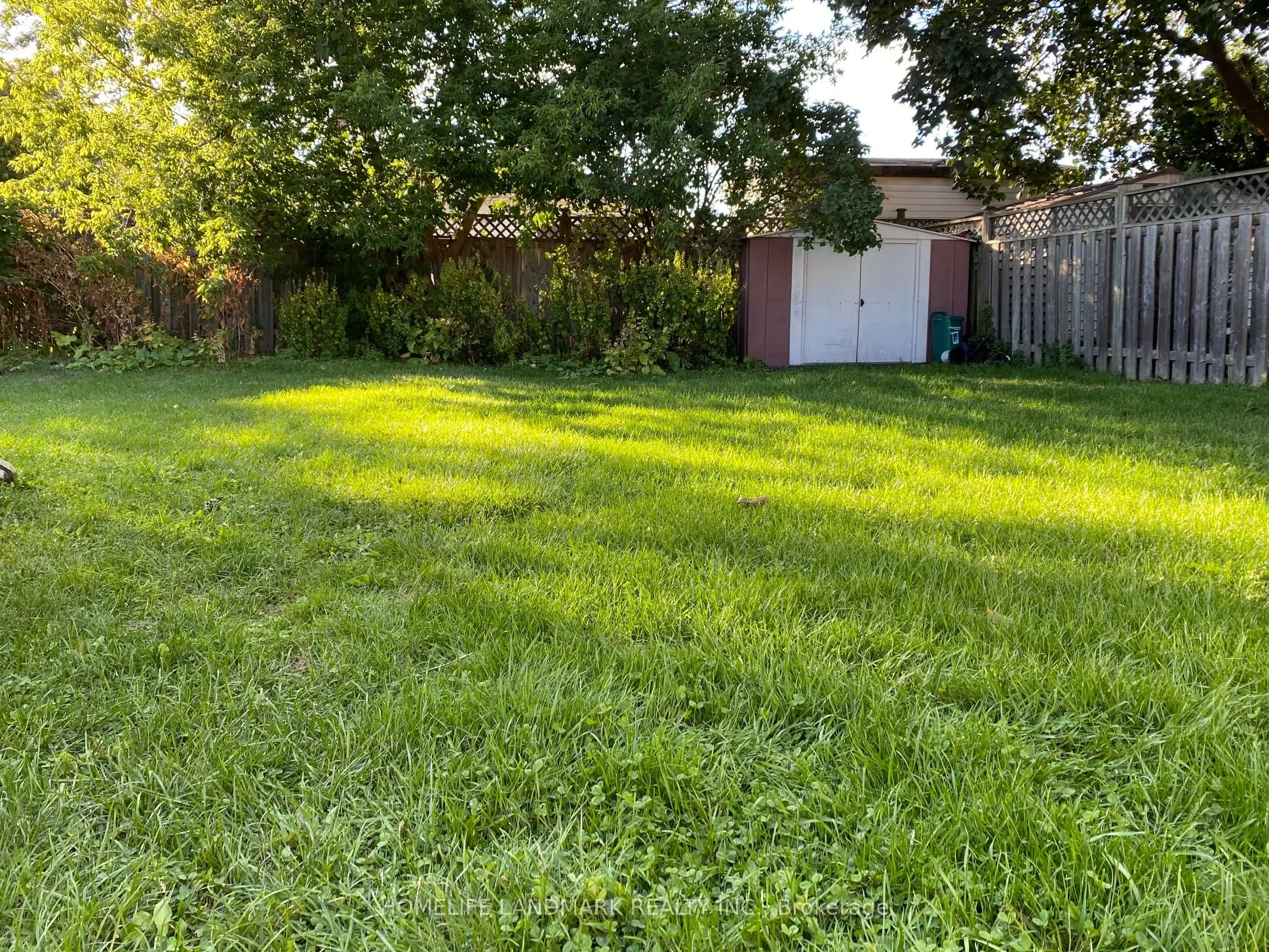 640 Netherton Crescent, #Upper