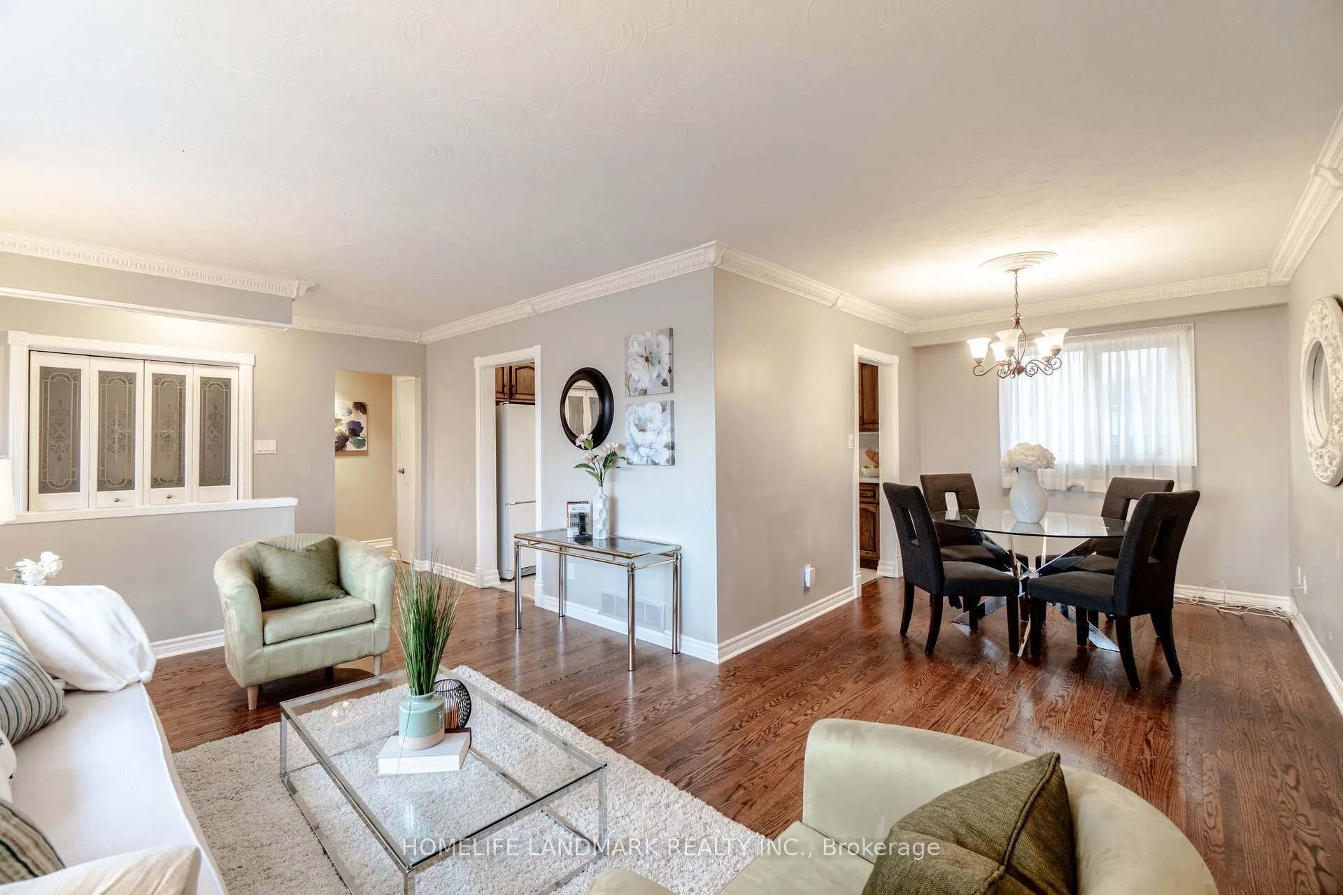 640 Netherton Crescent, #Upper