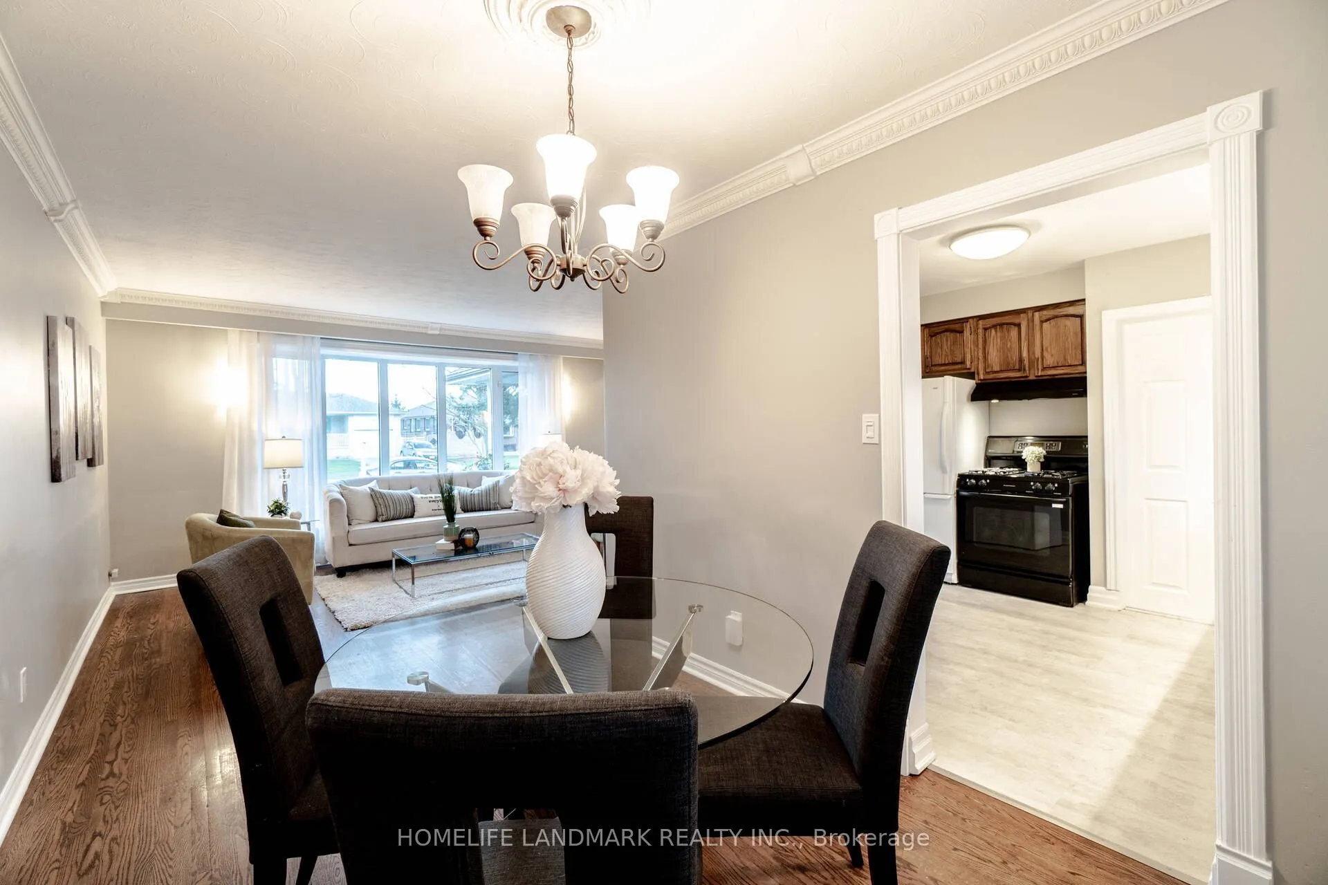 640 Netherton Crescent, #Upper