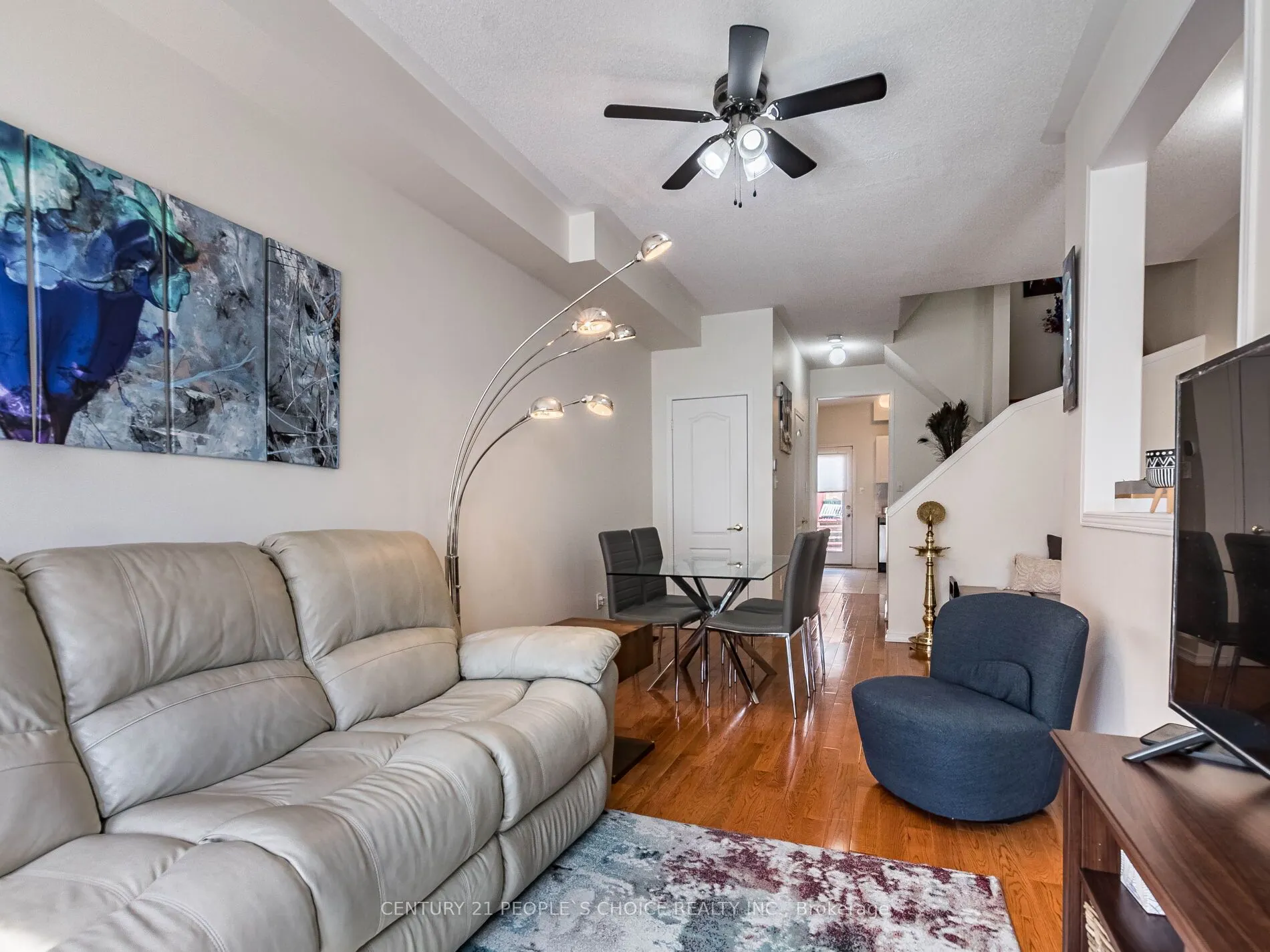 435 Hensall Circle, #29