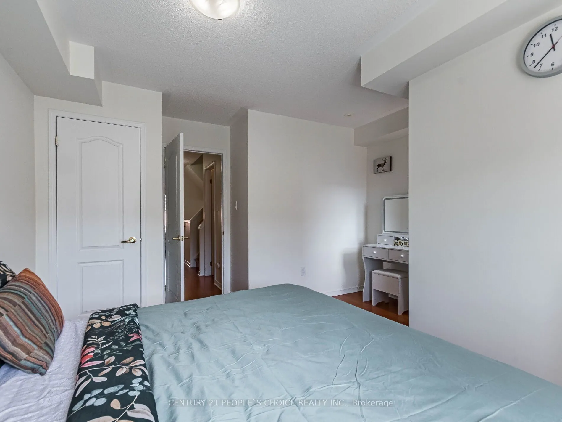 435 Hensall Circle, #29