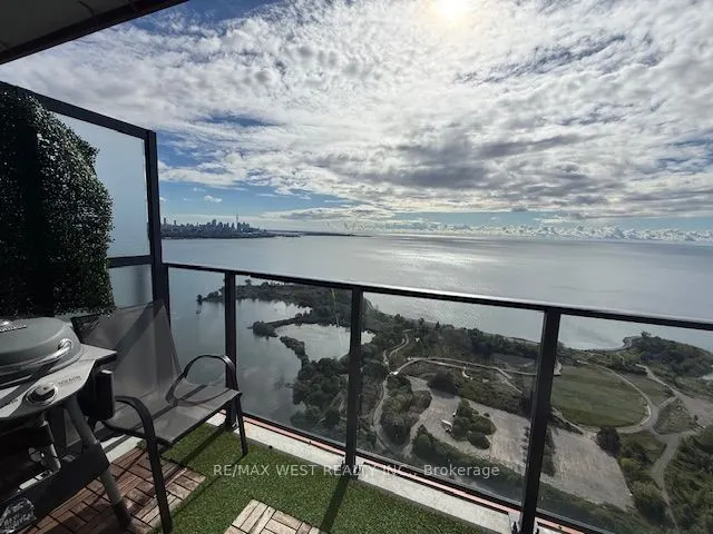 20 Shore Breeze Drive, #4308