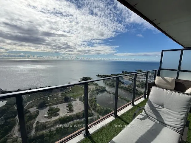 20 Shore Breeze Drive, #4308