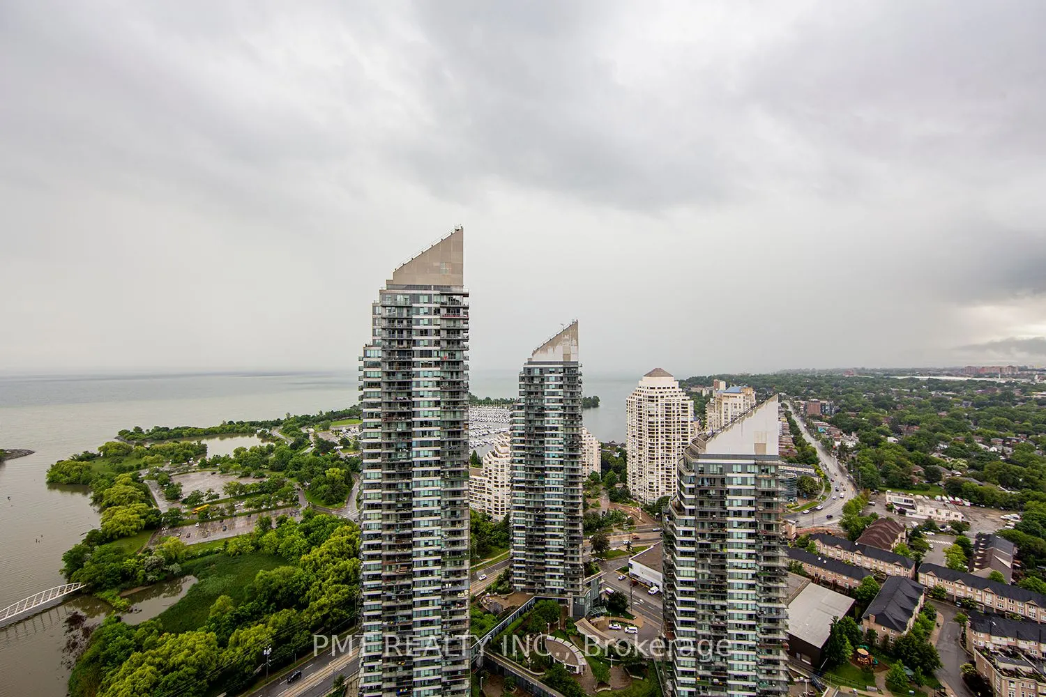 2220 Lake Shore Boulevard W, #3902
