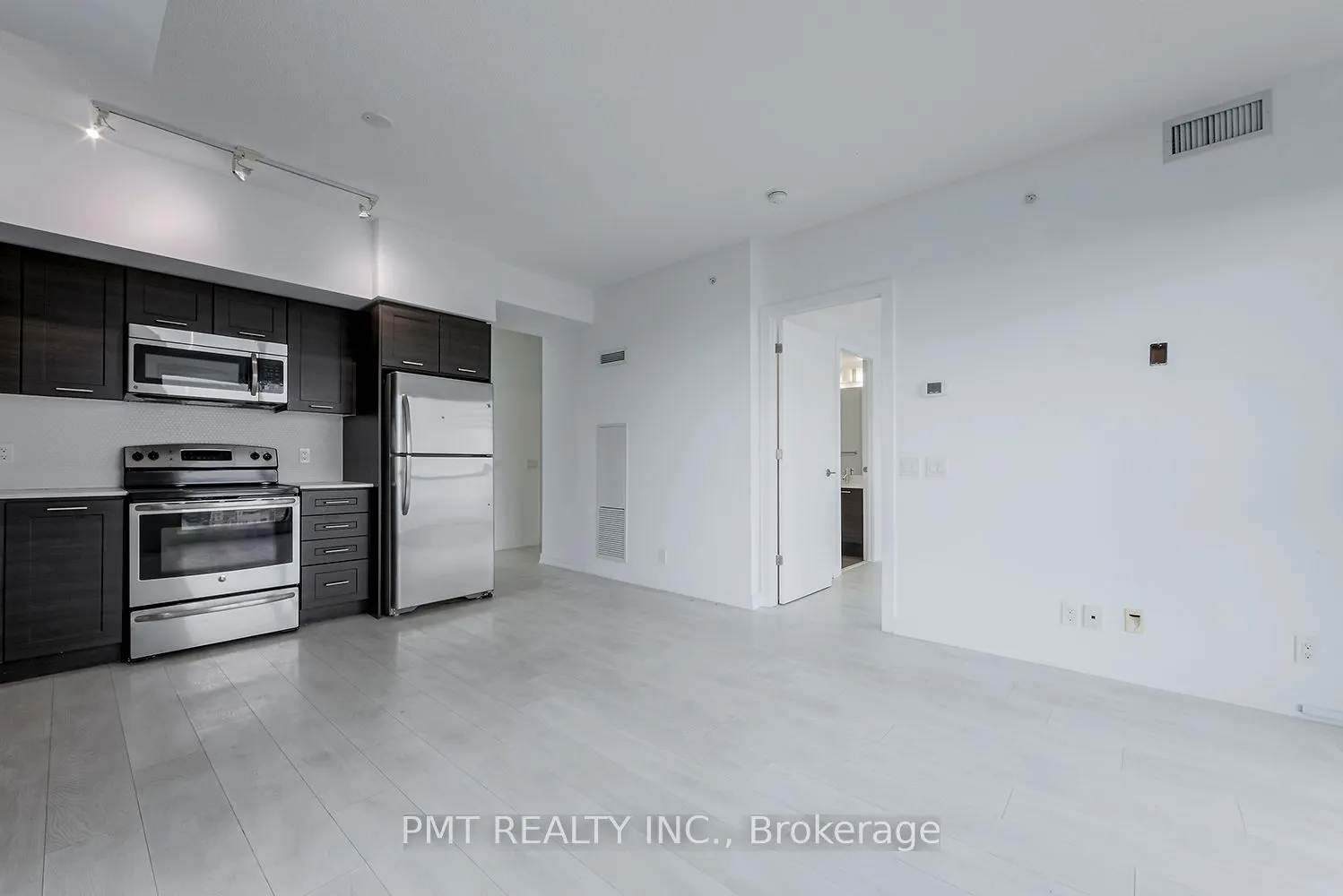 2220 Lake Shore Boulevard W, #3902