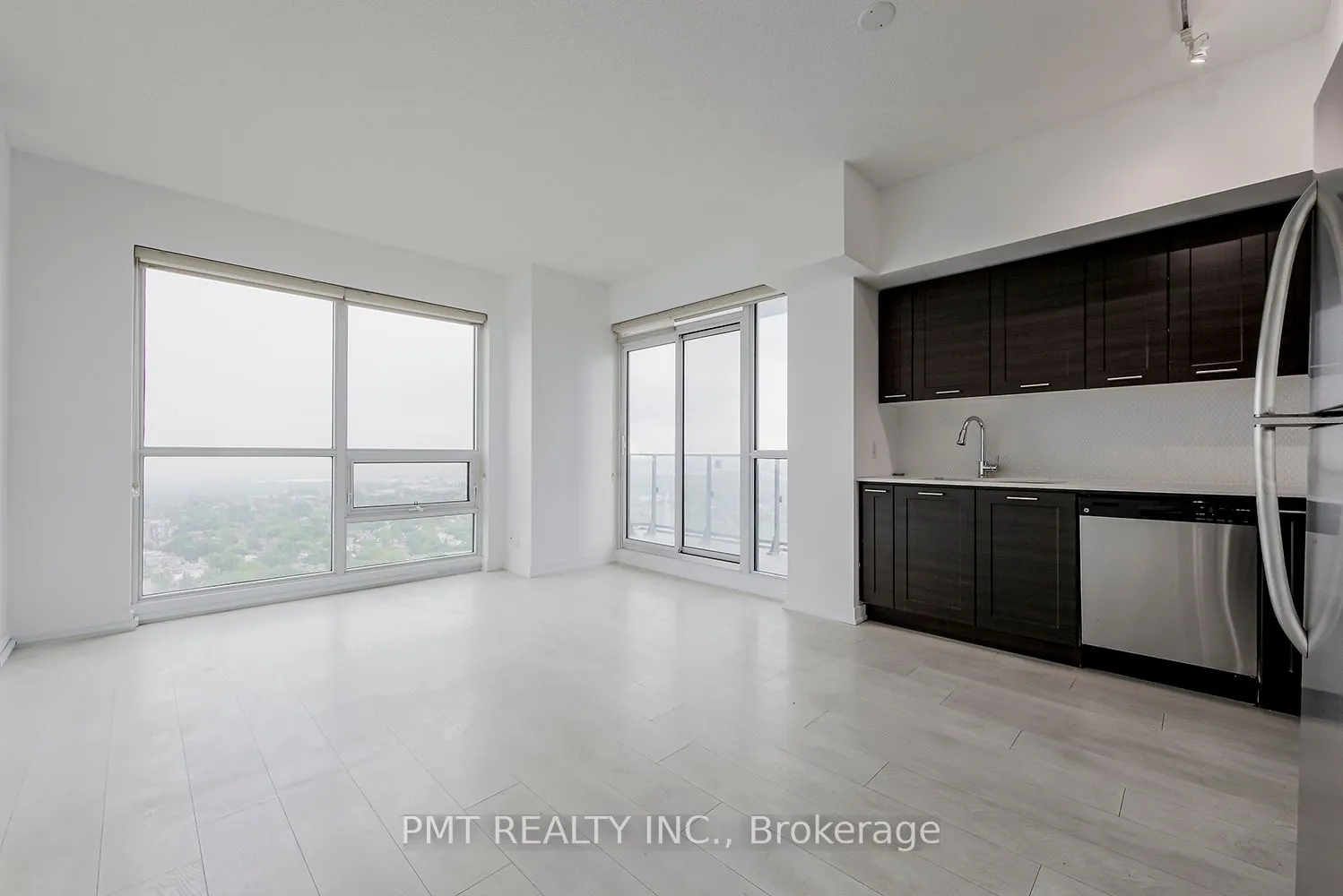 2220 Lake Shore Boulevard W, #3902