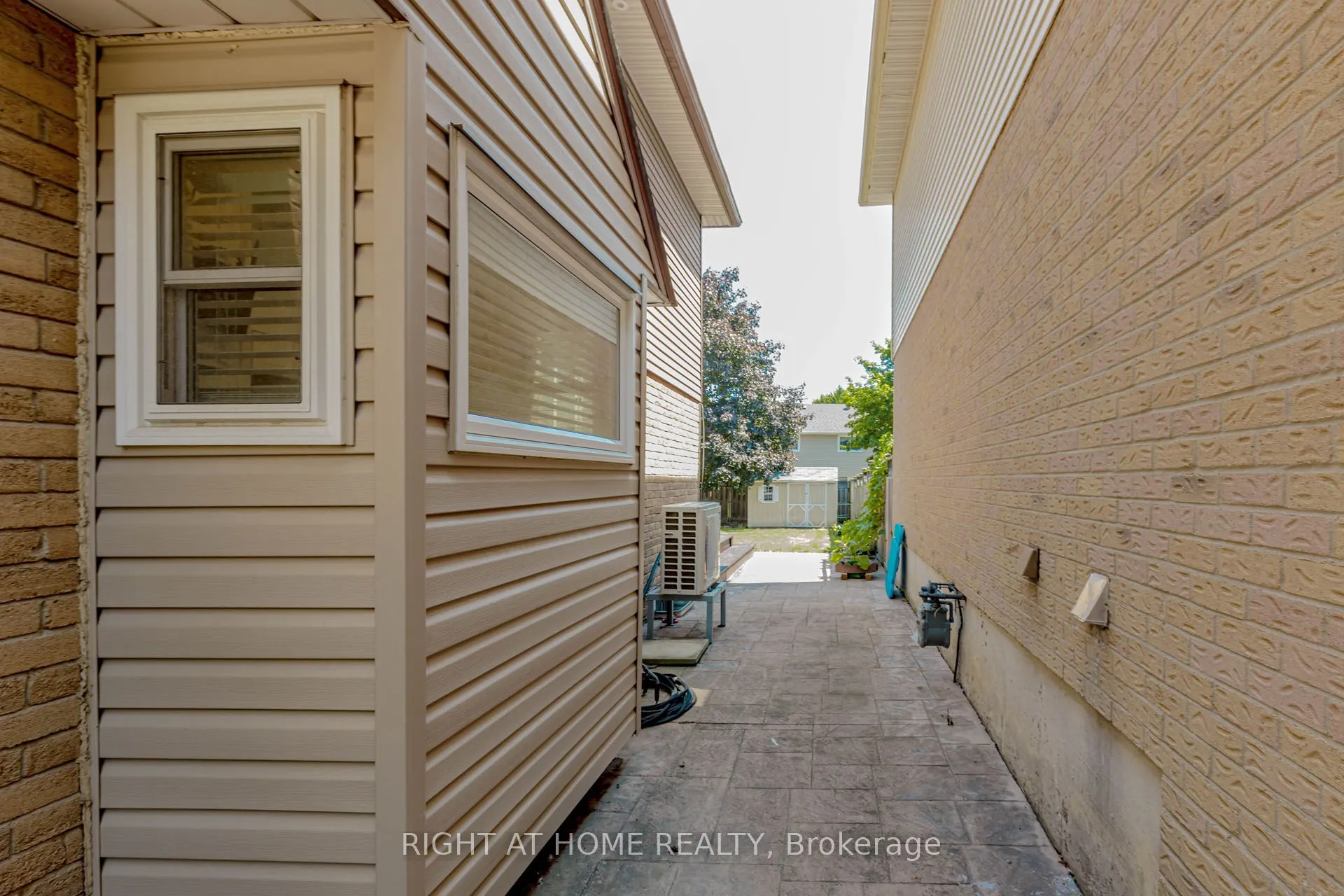 17 Garden Avenue