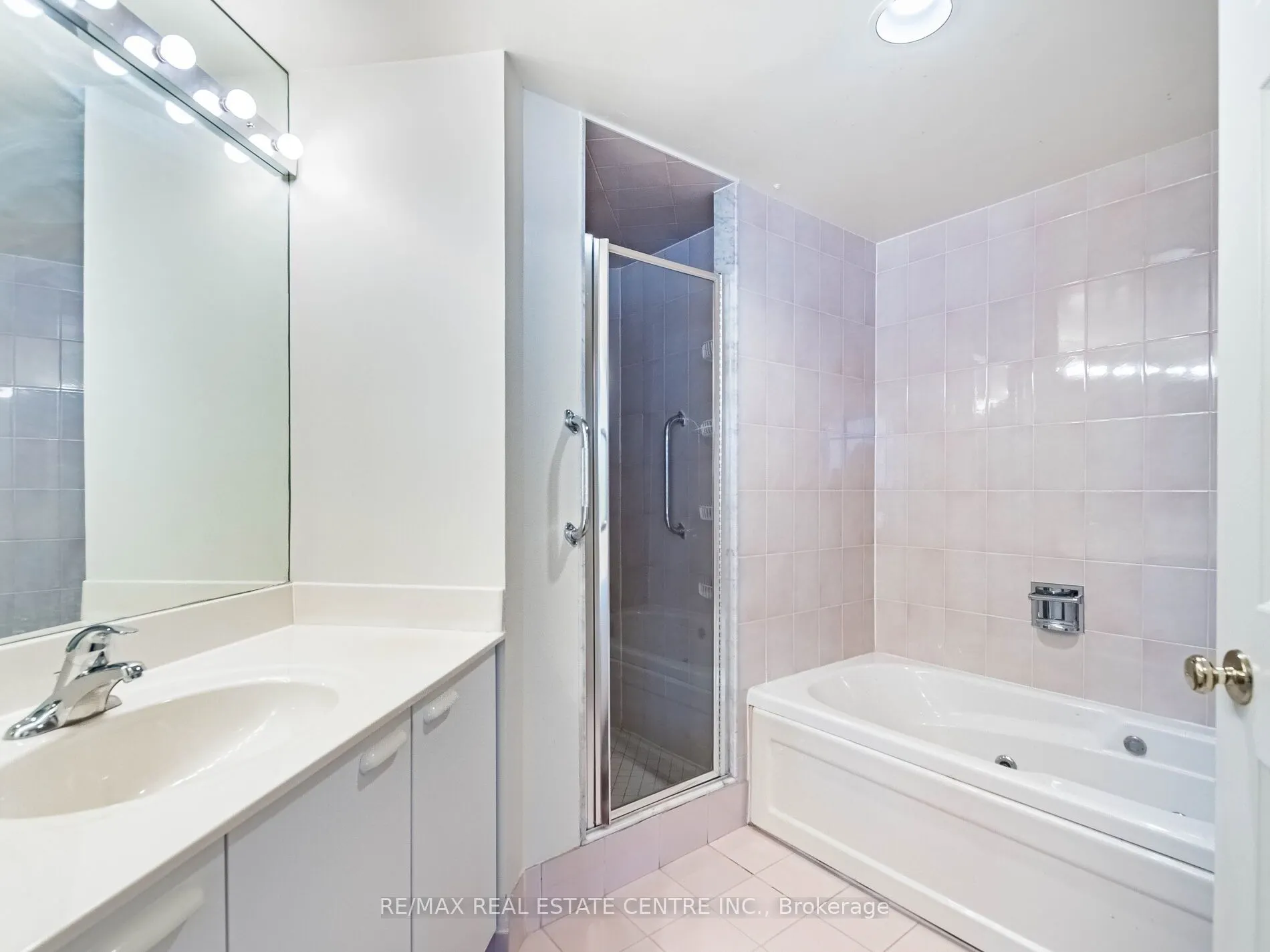 55 Elm Drive W, #1404