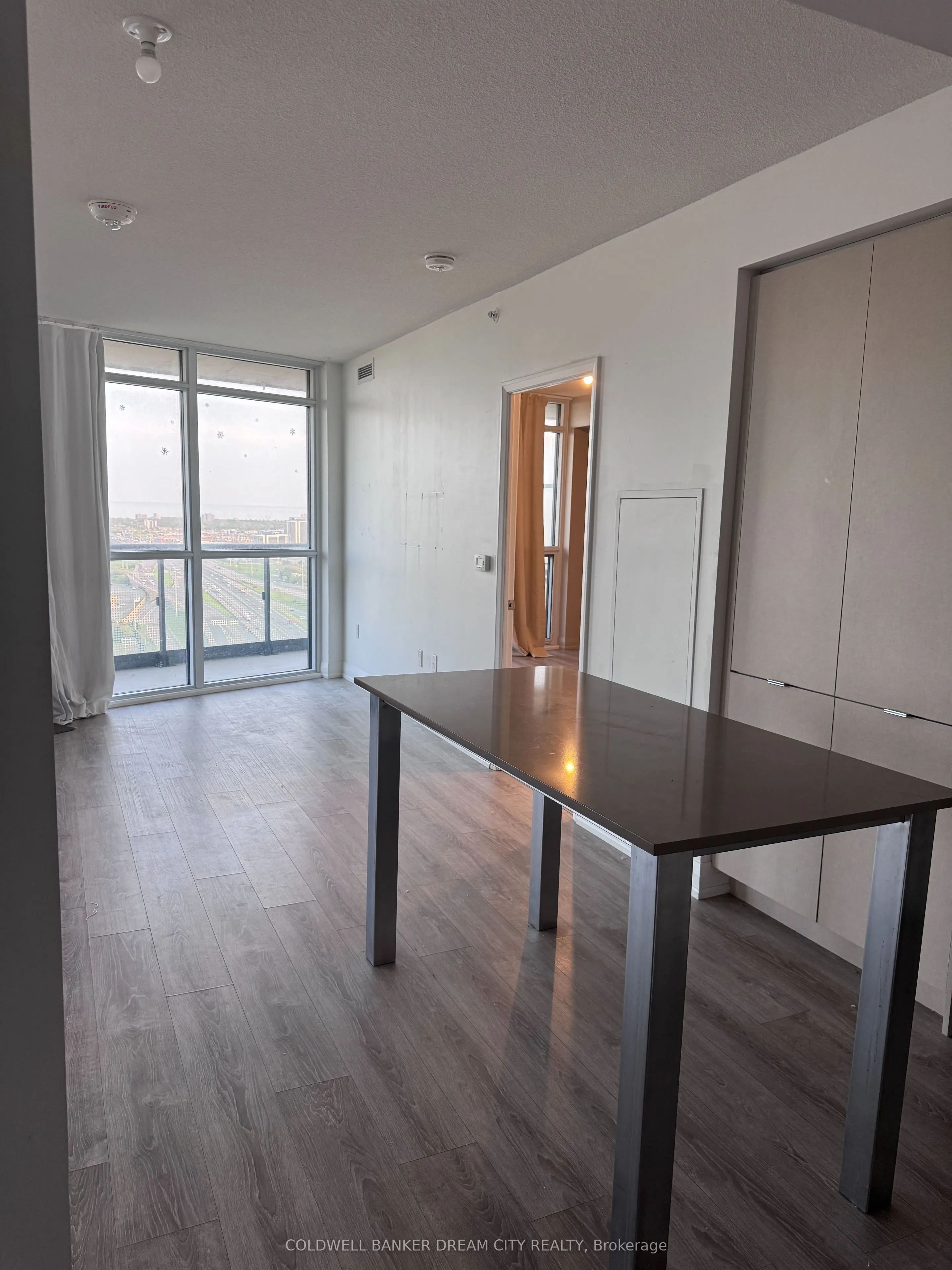 30 Gibbs Road, #2708