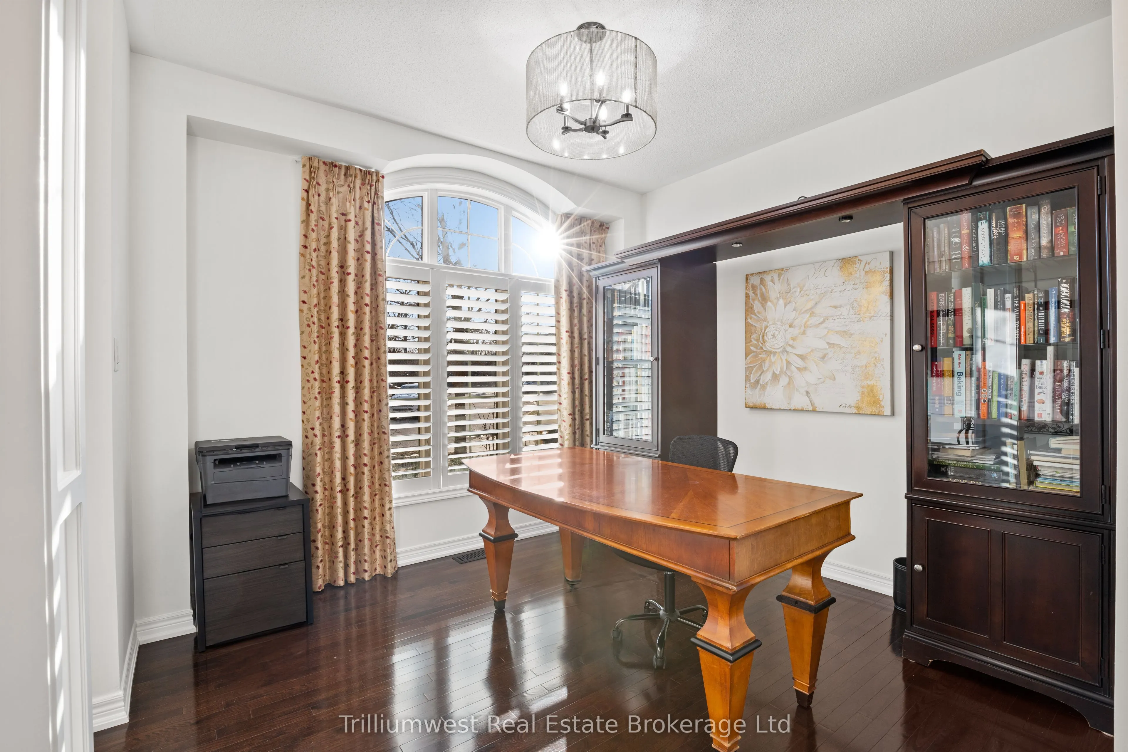 227 Beechtree Crescent