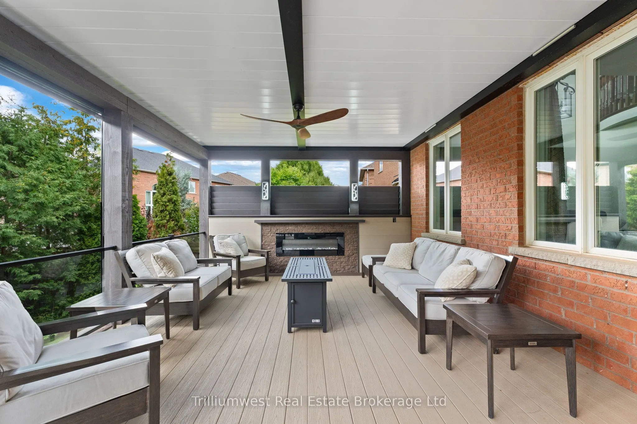 227 Beechtree Crescent