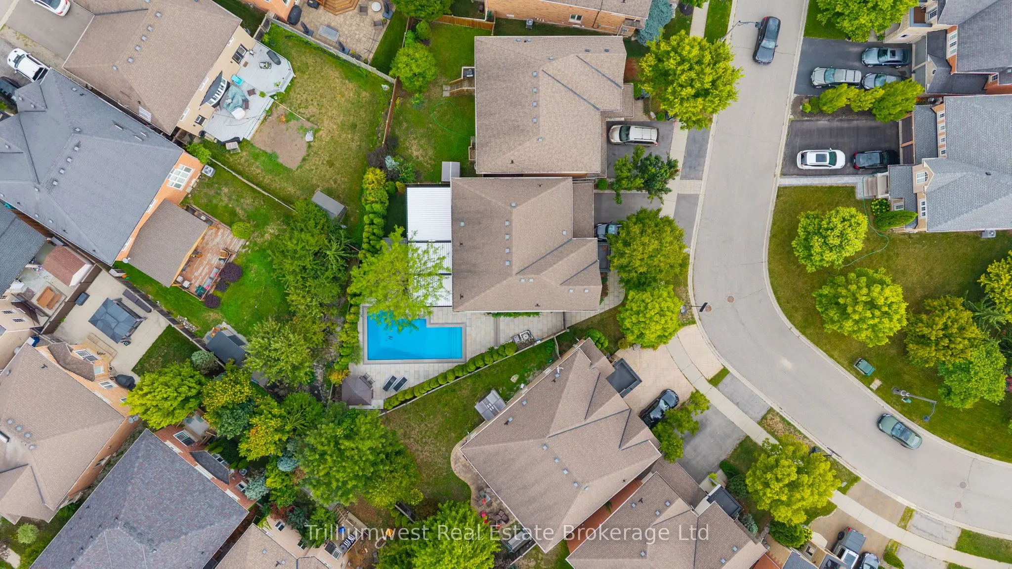 227 Beechtree Crescent