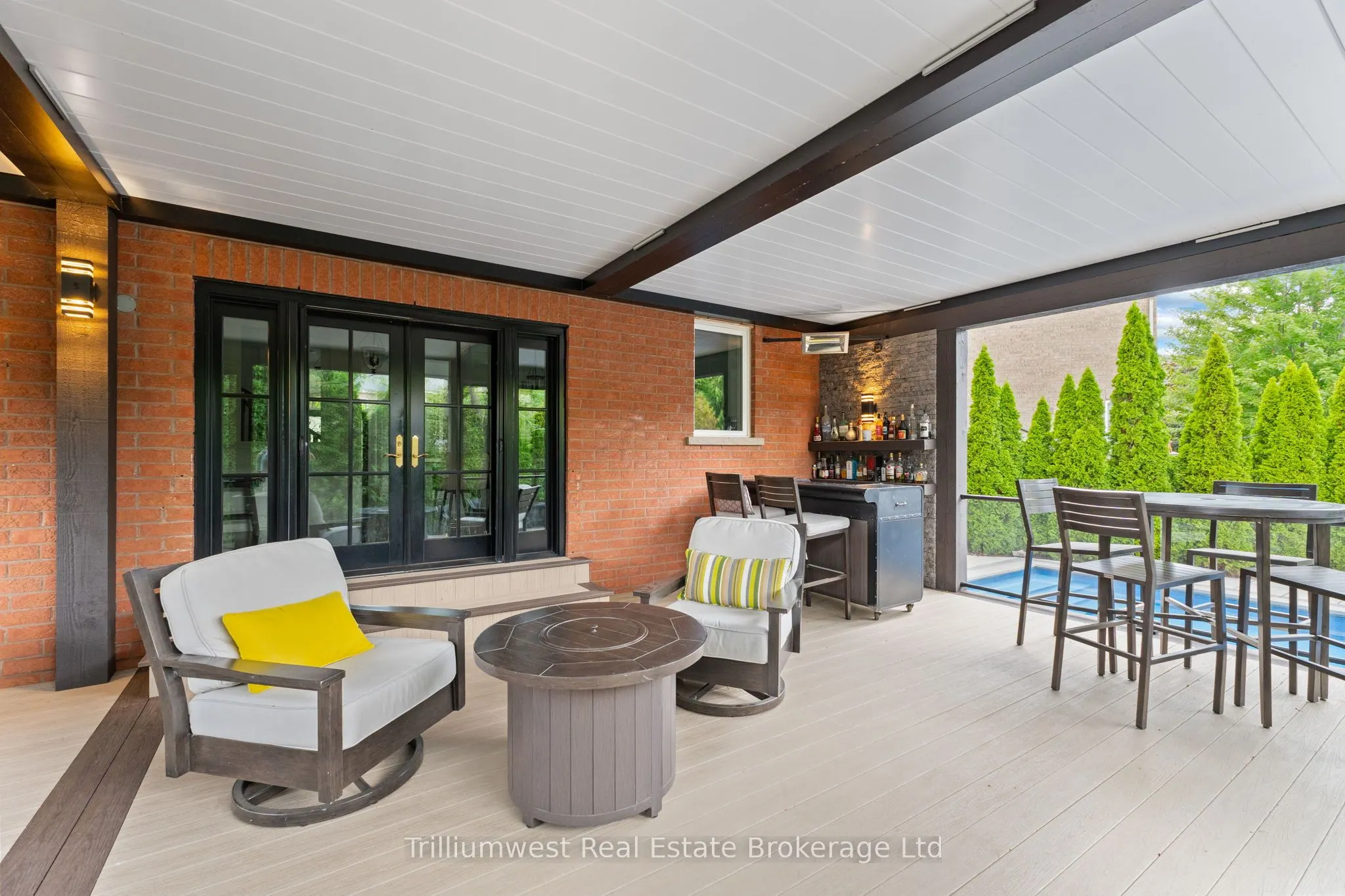 227 Beechtree Crescent