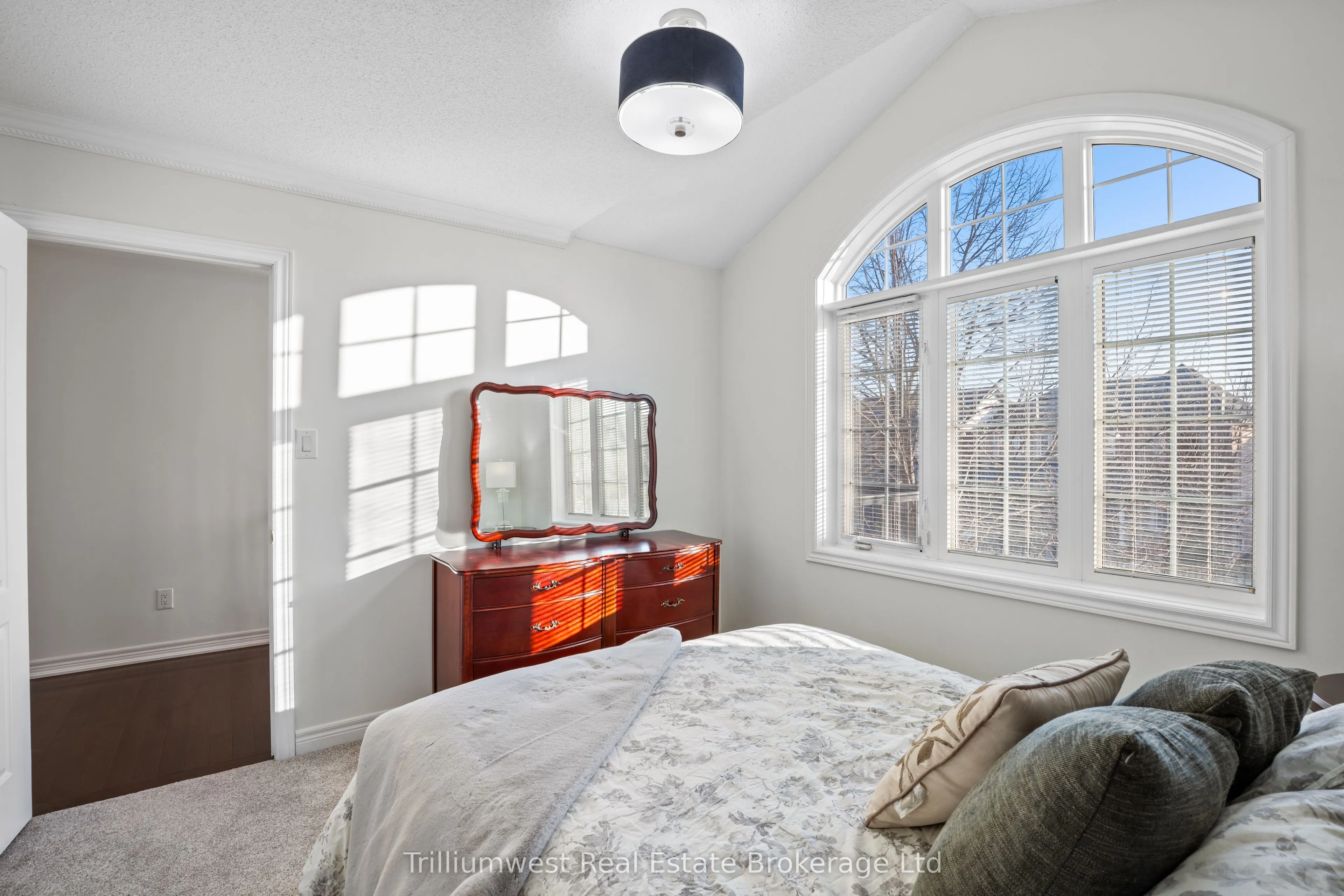227 Beechtree Crescent