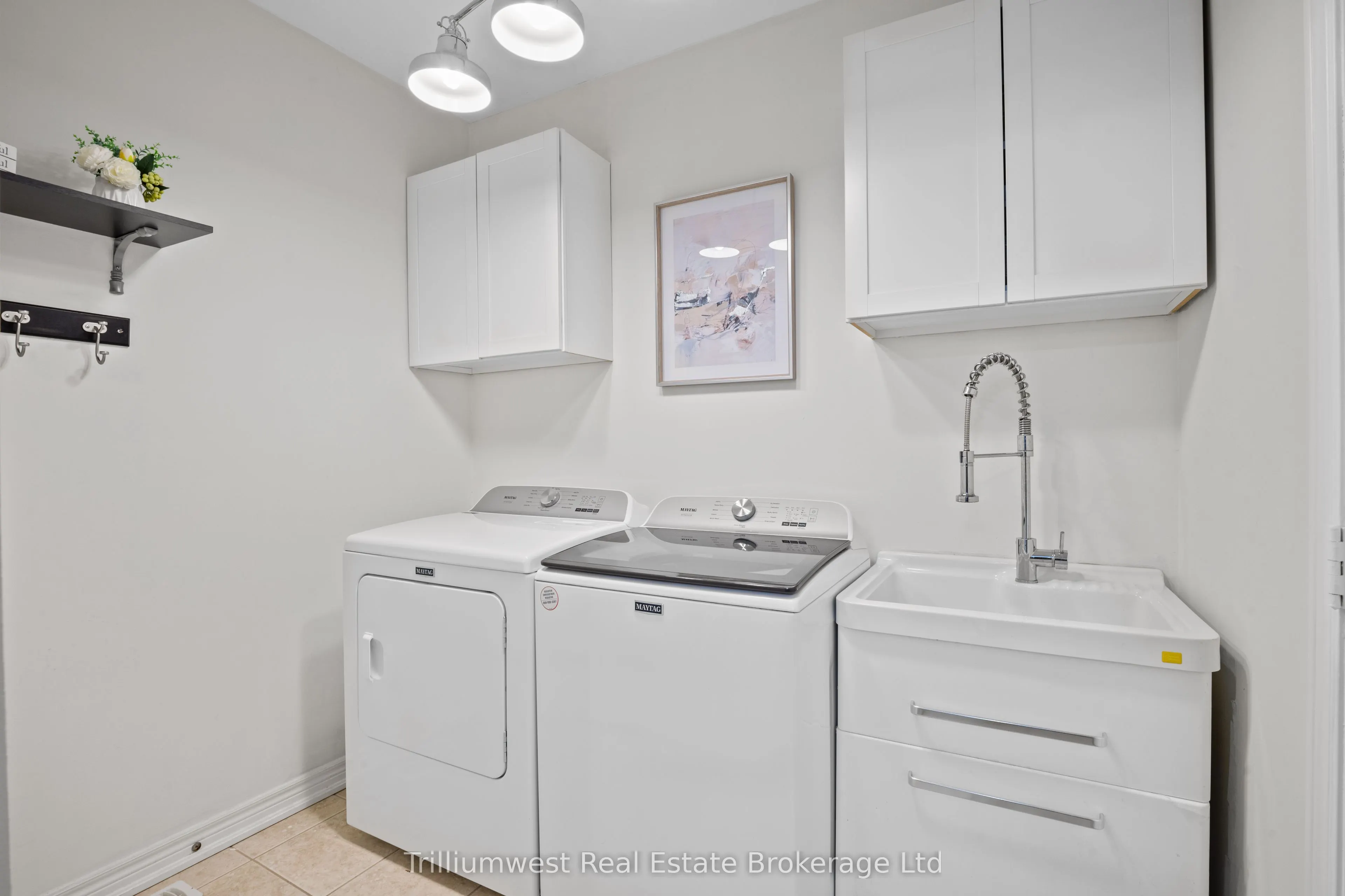 227 Beechtree Crescent