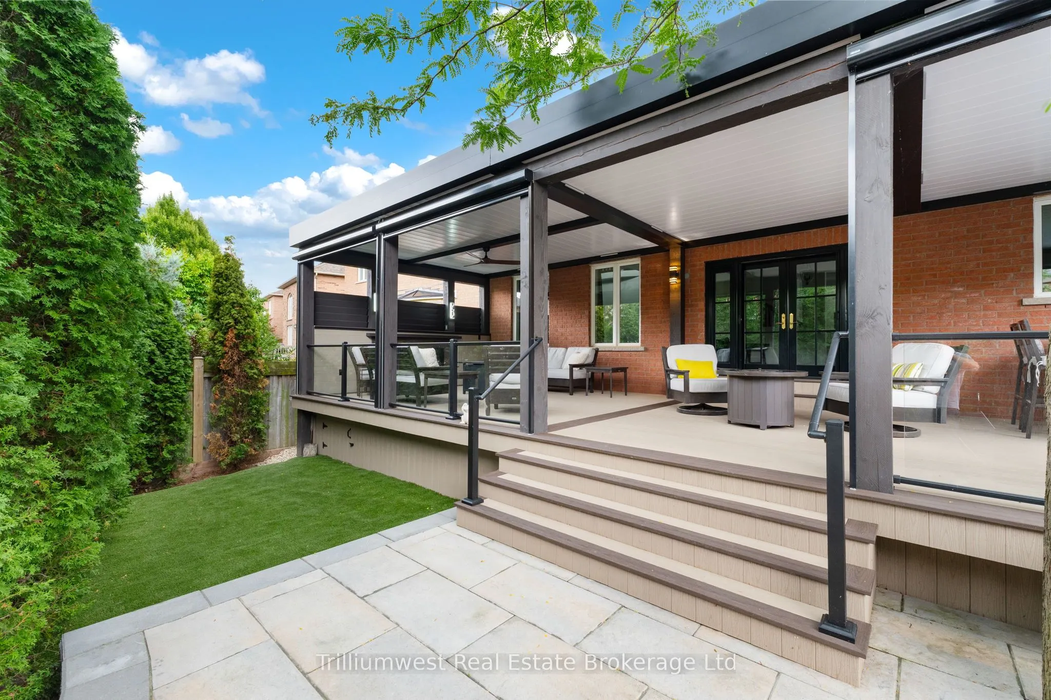 227 Beechtree Crescent