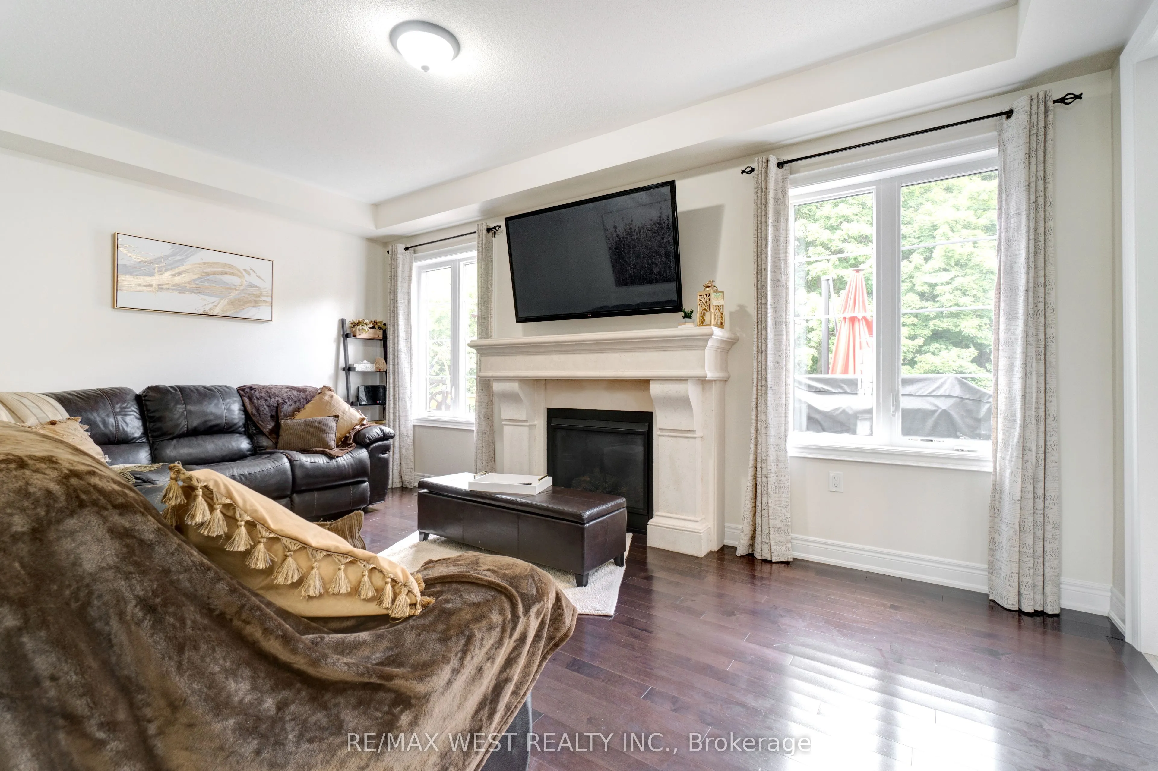 32 Brookwater Crescent
