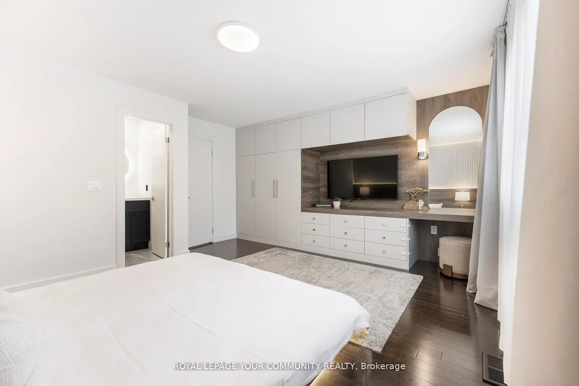 3020 Cedarglen Gate, #17