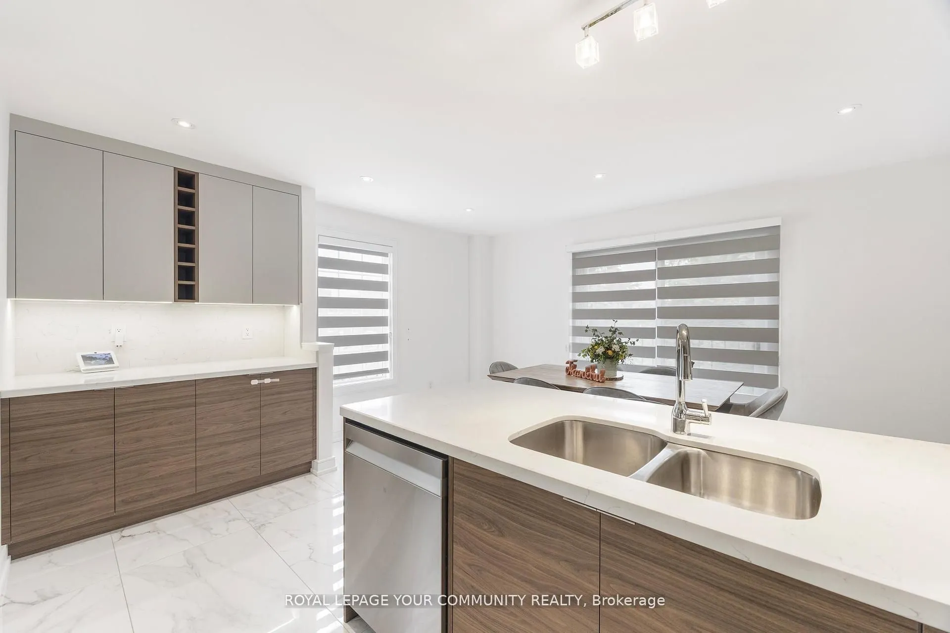 3020 Cedarglen Gate, #17