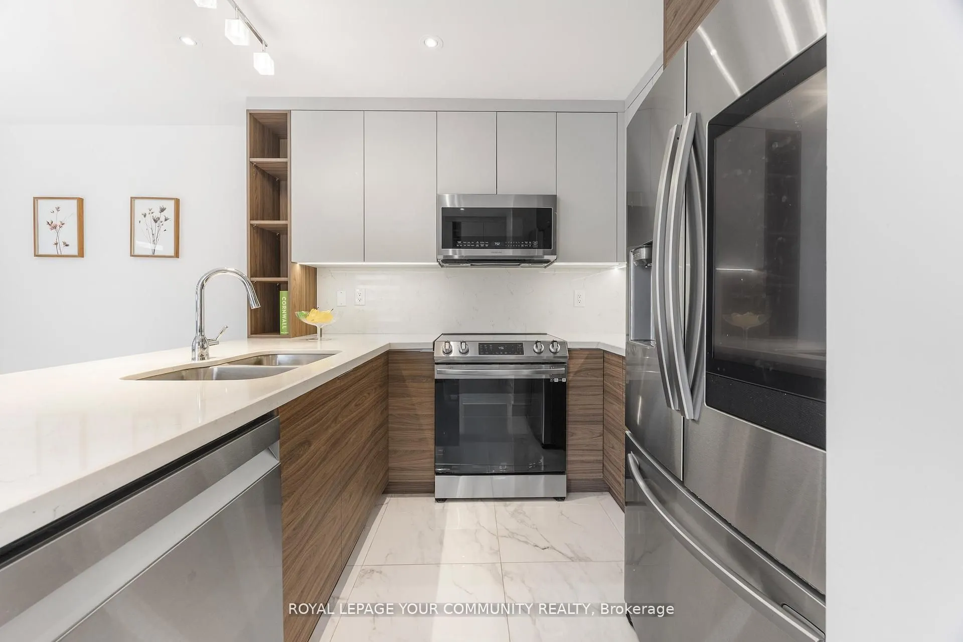 3020 Cedarglen Gate, #17