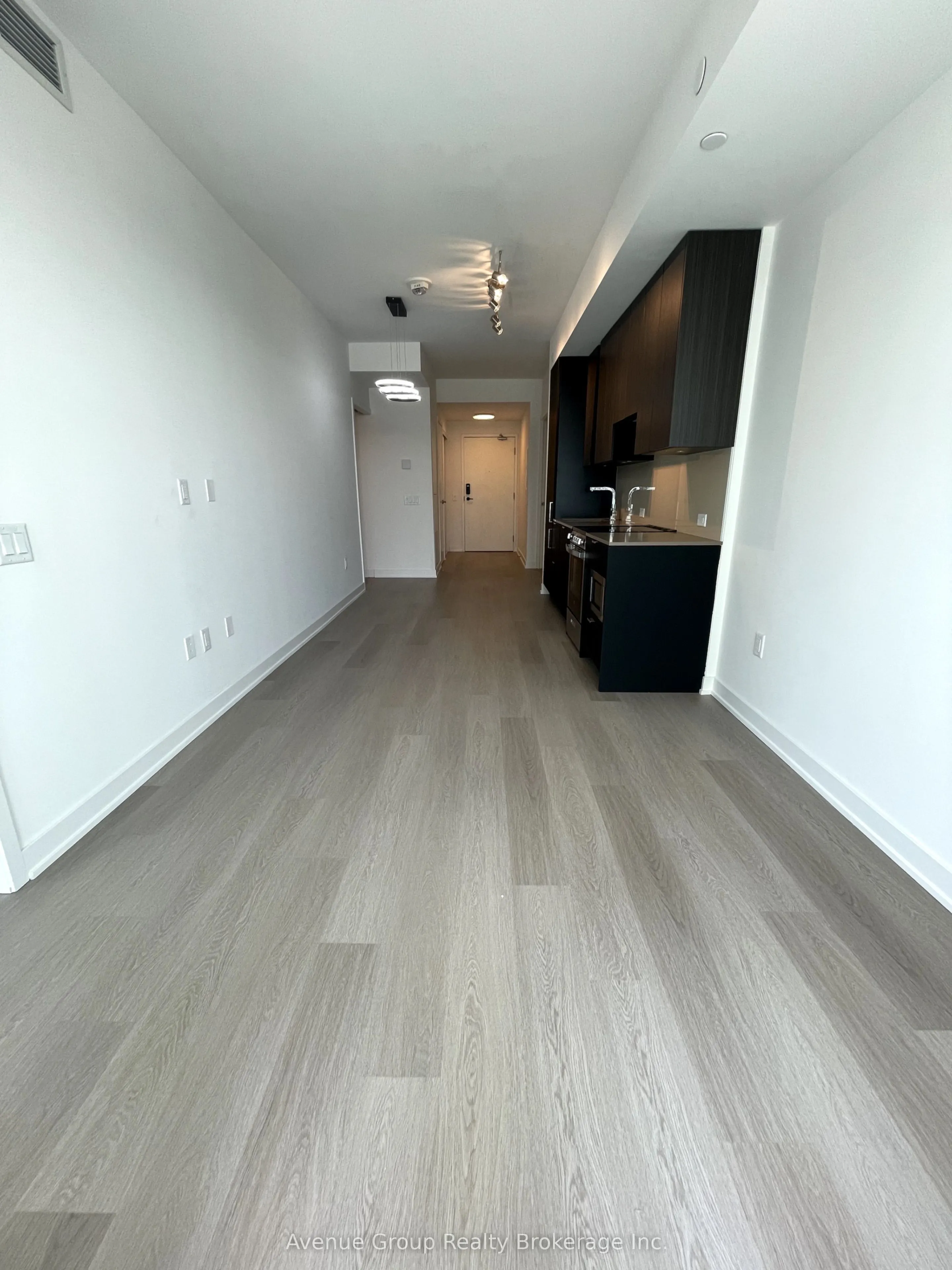 3883 Quartz Road, #1013