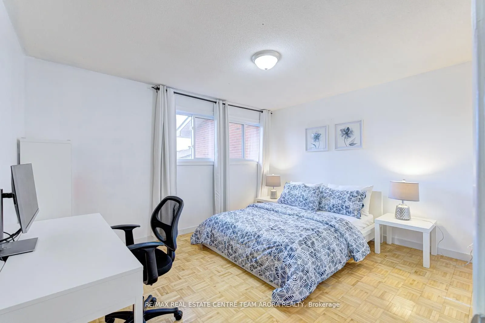 90 Dawson Crescent, #90