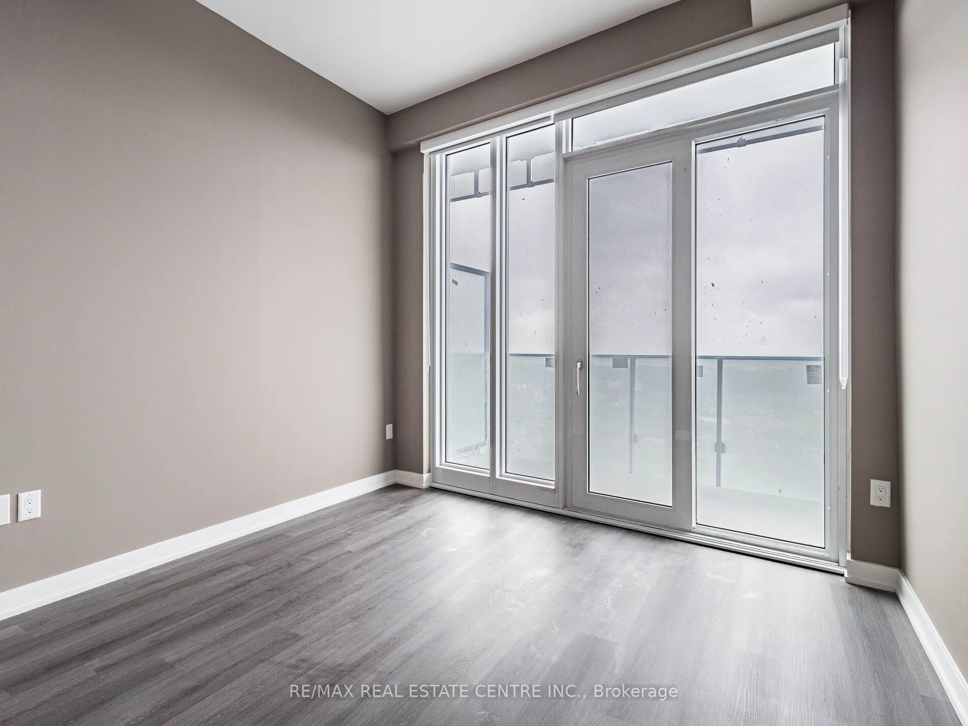 3883 Quartz Road, #5907